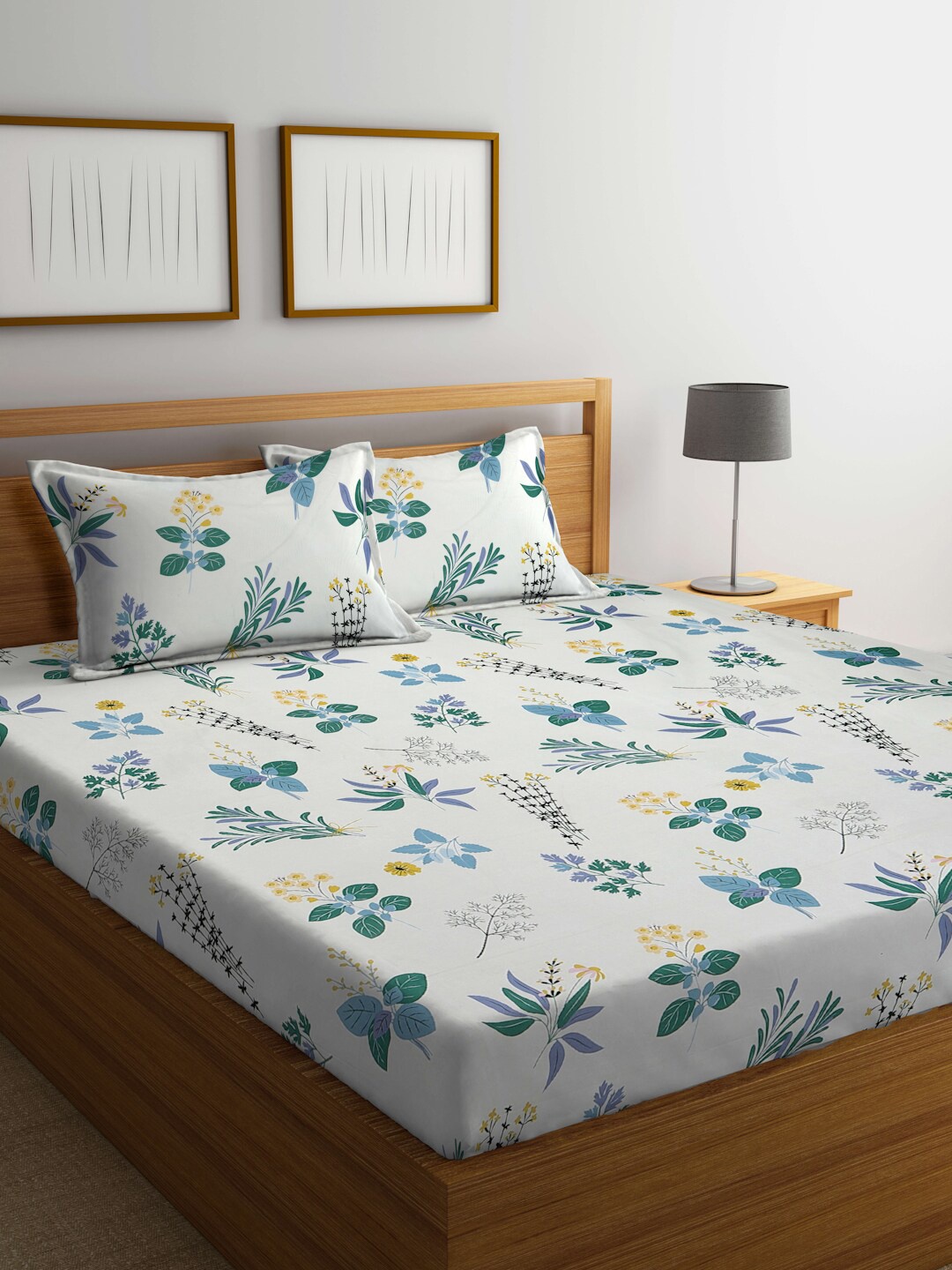 

Arrabi White Floral 300 TC King Bedsheet With 2 Pillow Covers