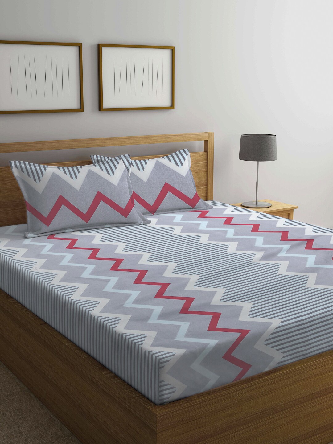 Arrabi Grey Geometric 300 TC King Bedsheet with 2 Pillow Covers