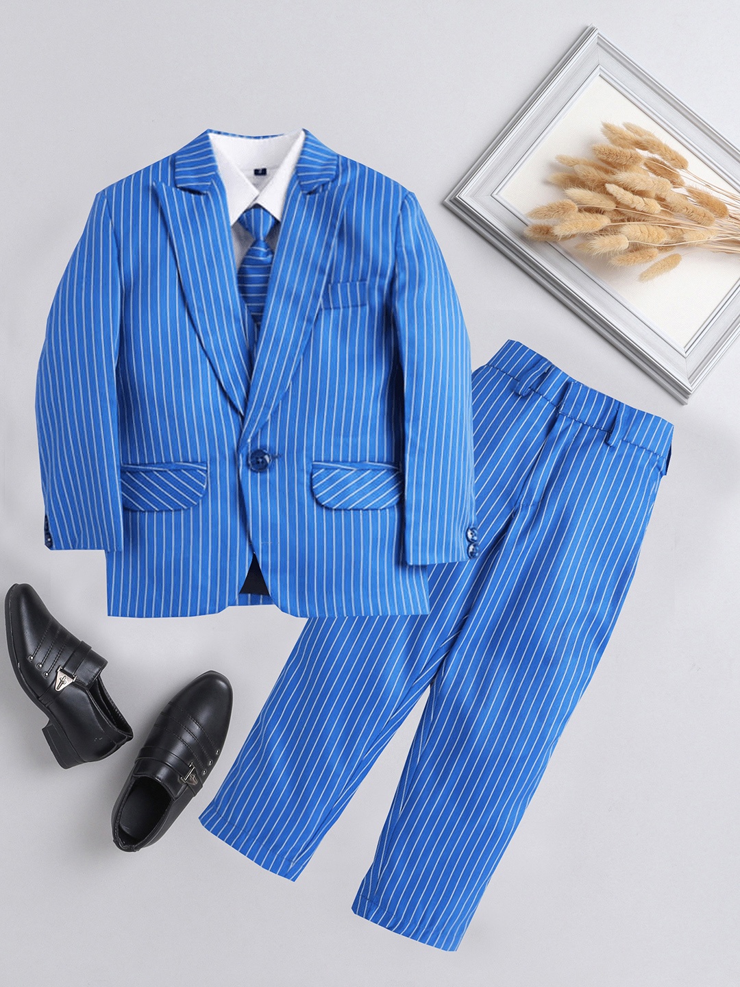 

Jeetethnics Single-Breasted 4-Piece Striped Suit Set, Blue