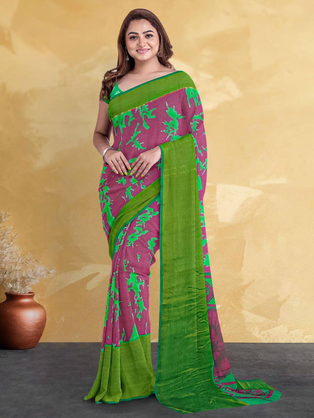 

Kalamandir Shibori Tie and Dye Silk Blend Saree, Pink