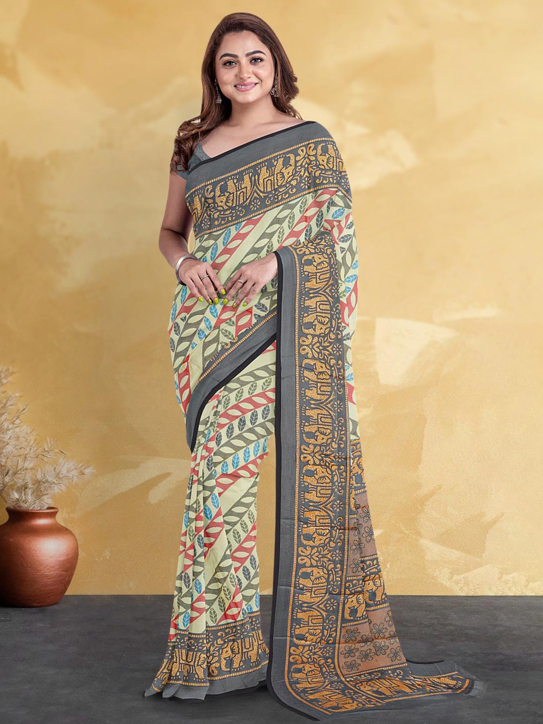

Kalamandir Printed Silk Blend Saree, Cream