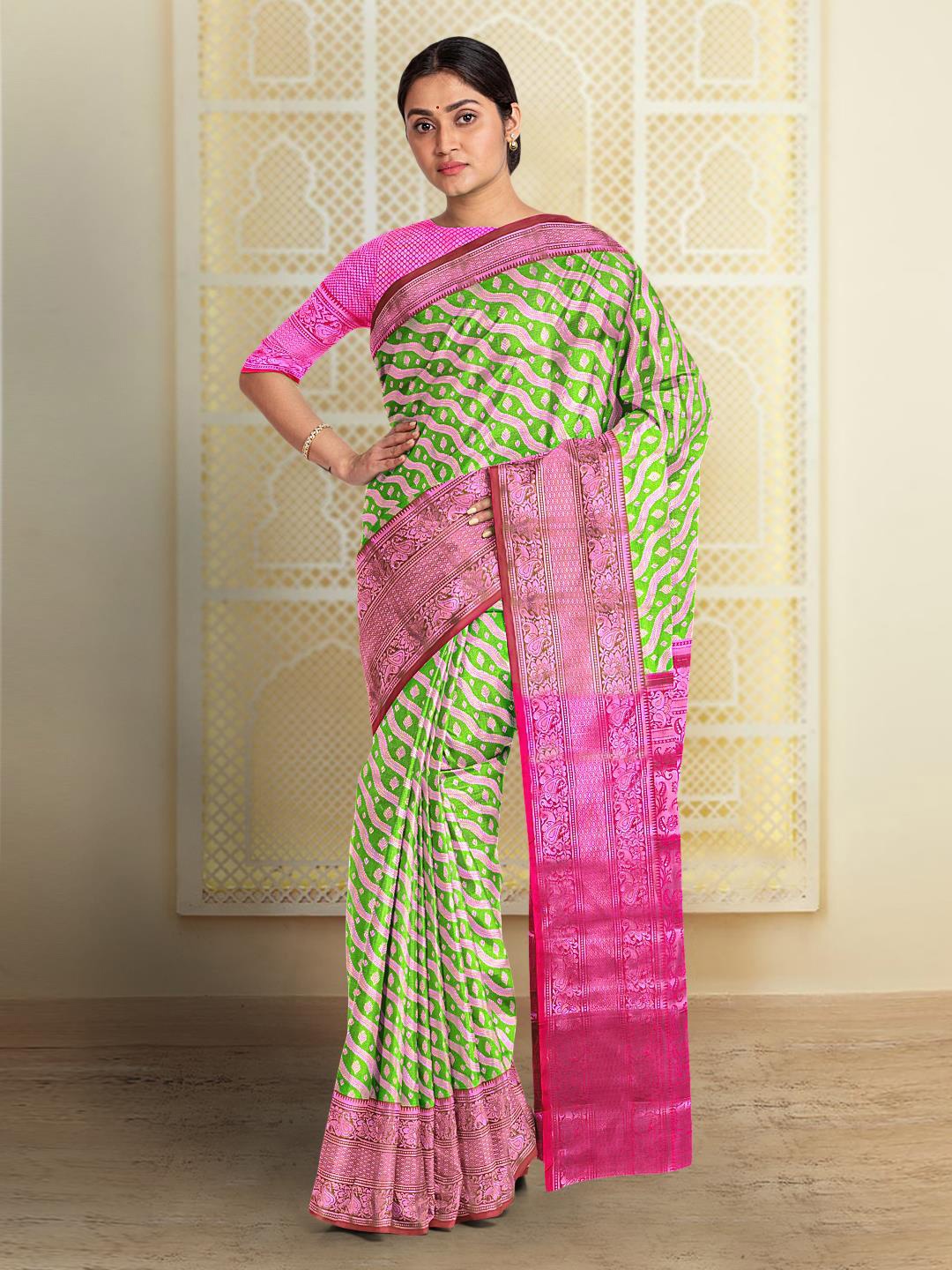 

Kalamandir Woven Design Zari Silk Cotton Saree, Green