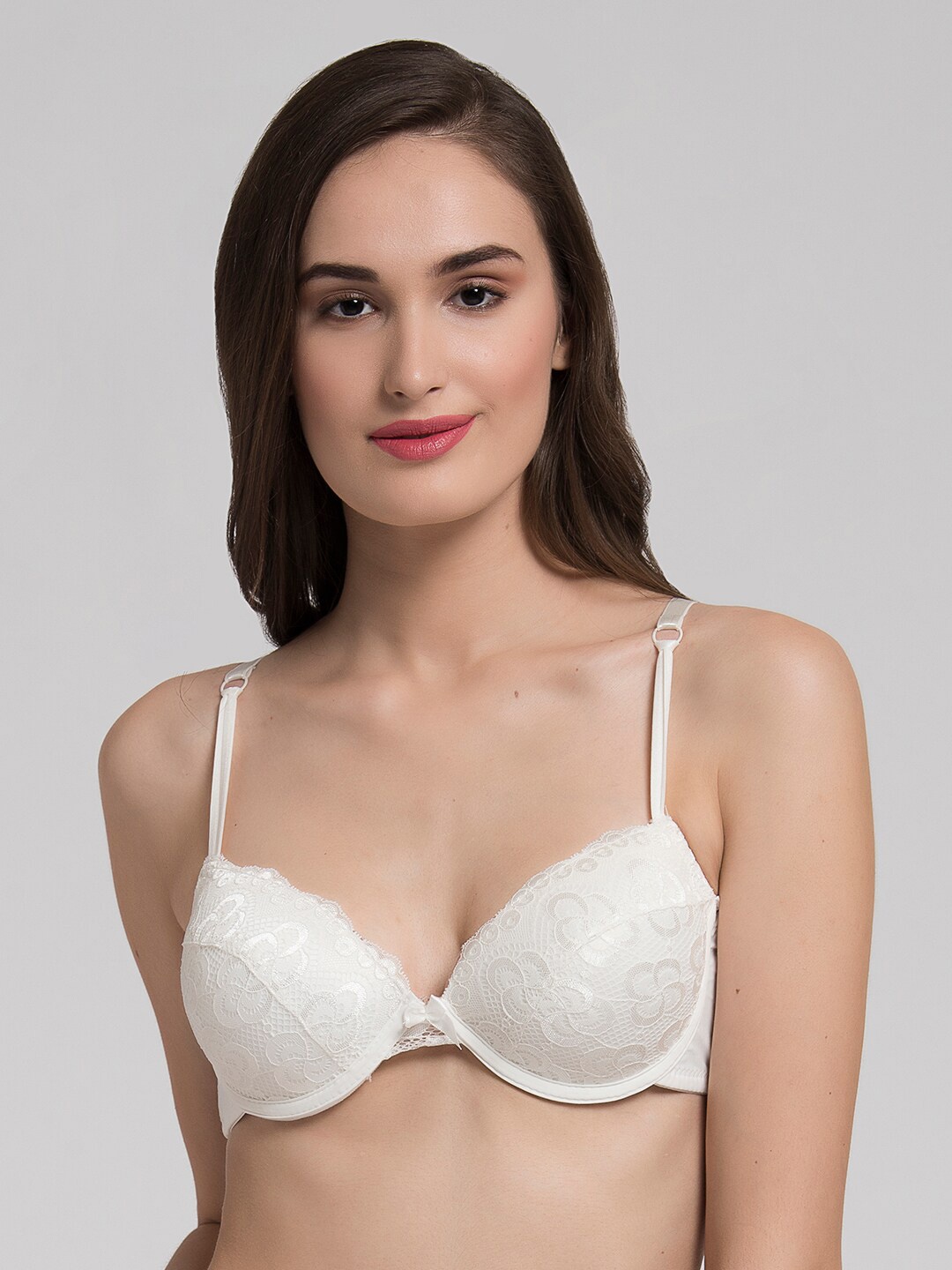 

MAKCLAN Floral Lace Underwired Lightly Padded All Day Comfort Dry Fit Plunge Bra, White