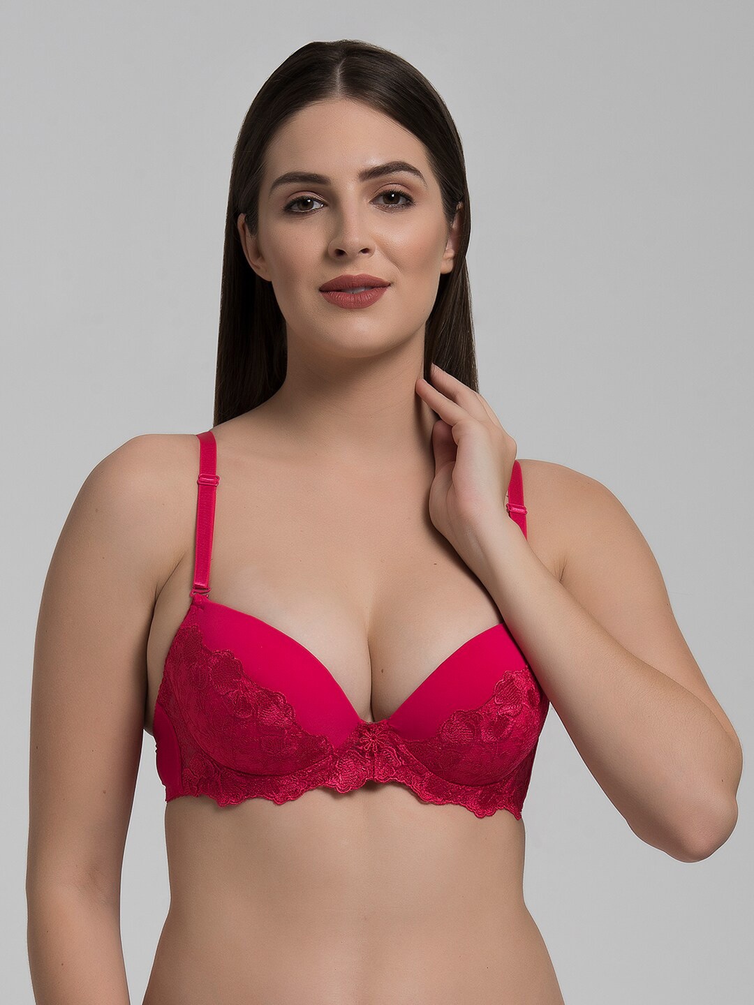 

MAKCLAN Floral Lace Medium Coverage Underwired Lightly Padded Plunge Bra, Red