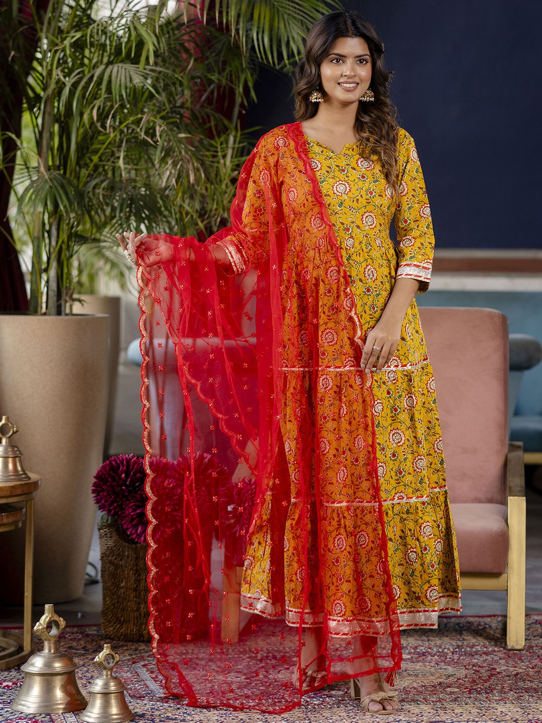 

Nayo Floral Print A-Line Maxi Dress with Dupatta, Yellow