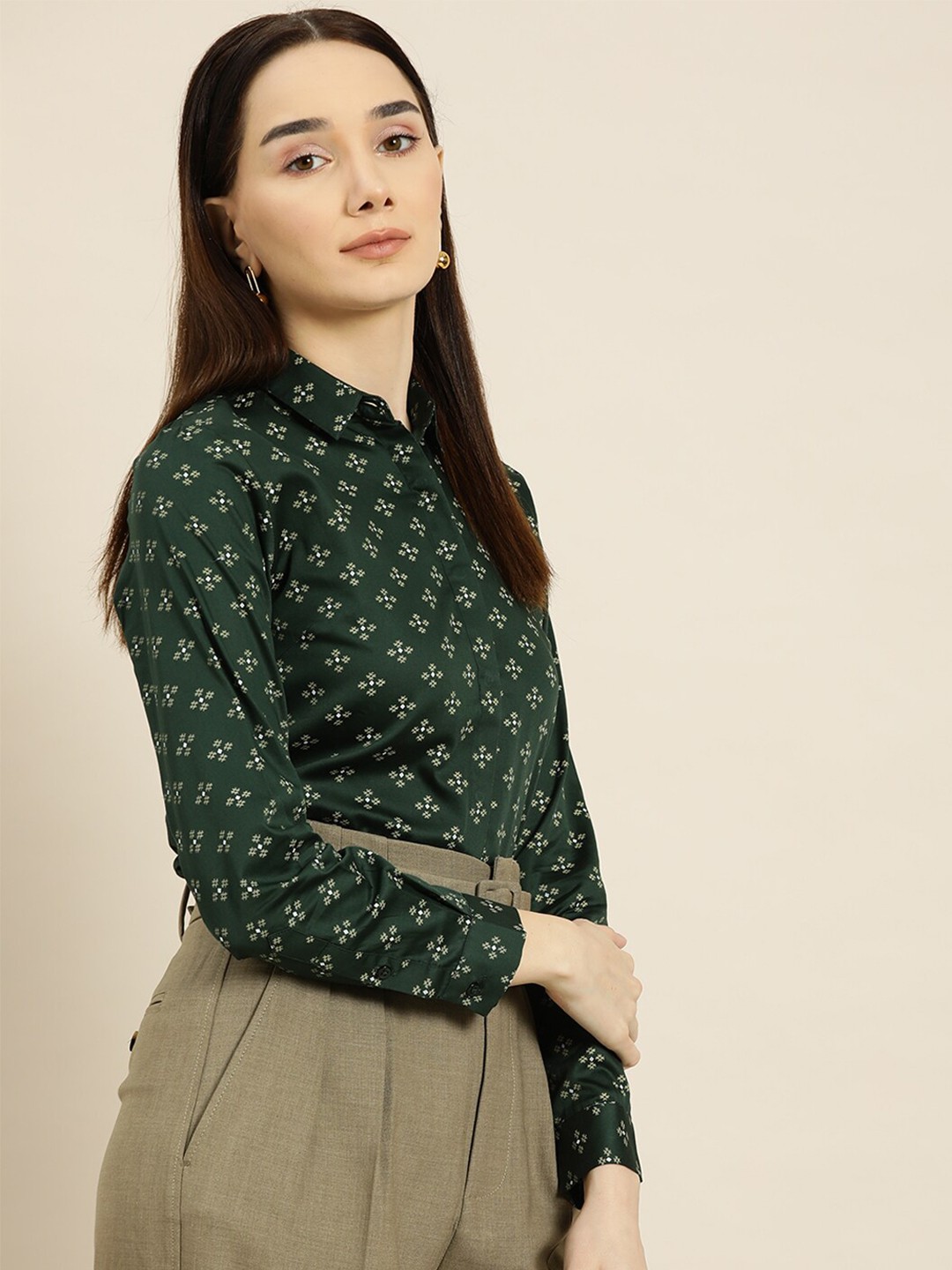 

Hancock Premium Slim Fit Ethnic Motifs Printed Cotton Formal Shirt, Green