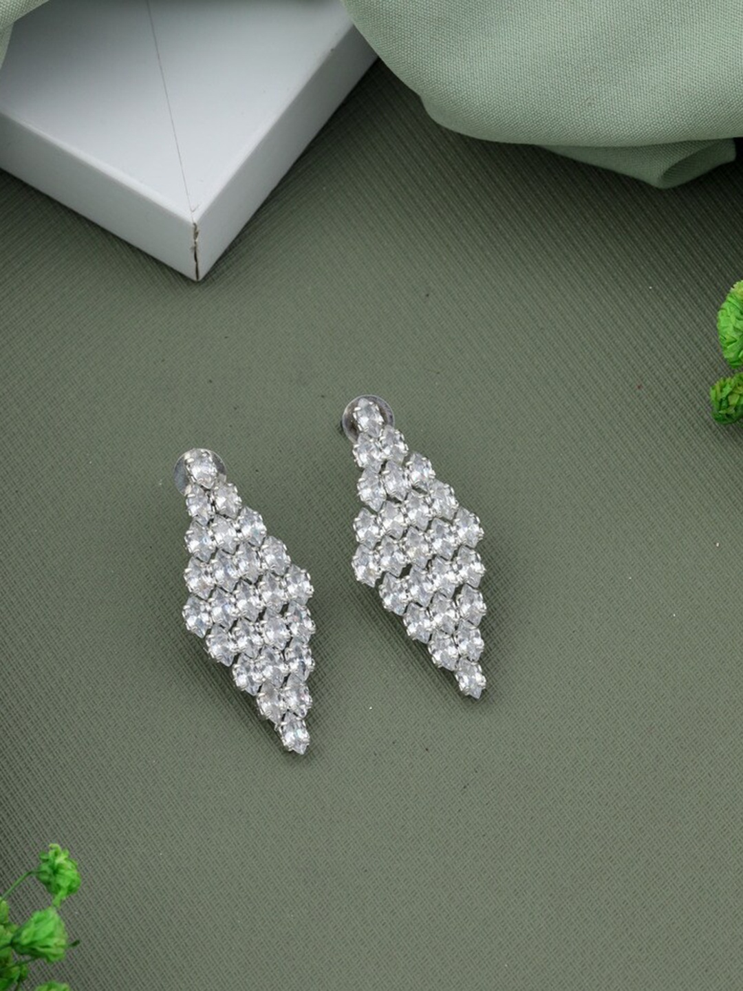 

ROFARWORD Set Of 3 Silver-Plated Studs Earrings