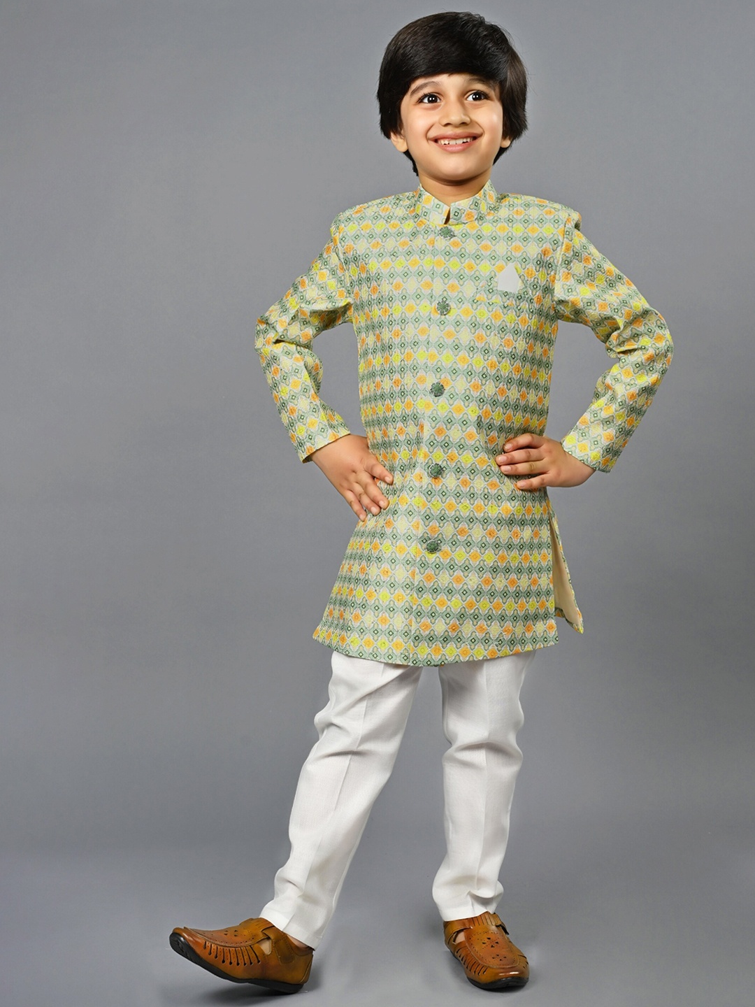 

ahhaaaa Boys Ethnic Printed Sherwani Set, Green