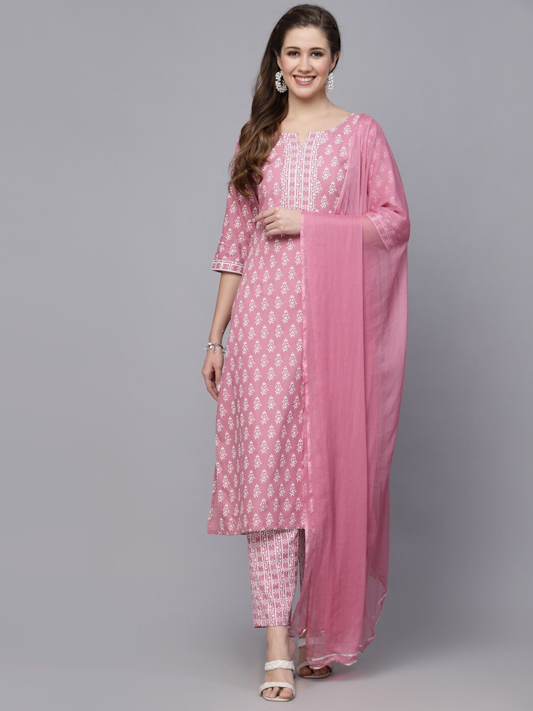 

Stylum Pink & White Floral Printed Kurta With Trousers & Dupatta