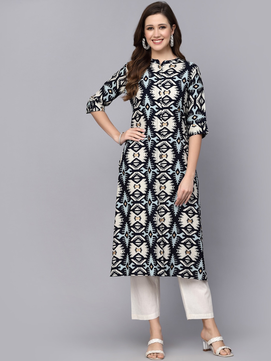 

Stylum Ethnic Motifs Printed Mnadarin Collar A-line Kurta, Navy blue
