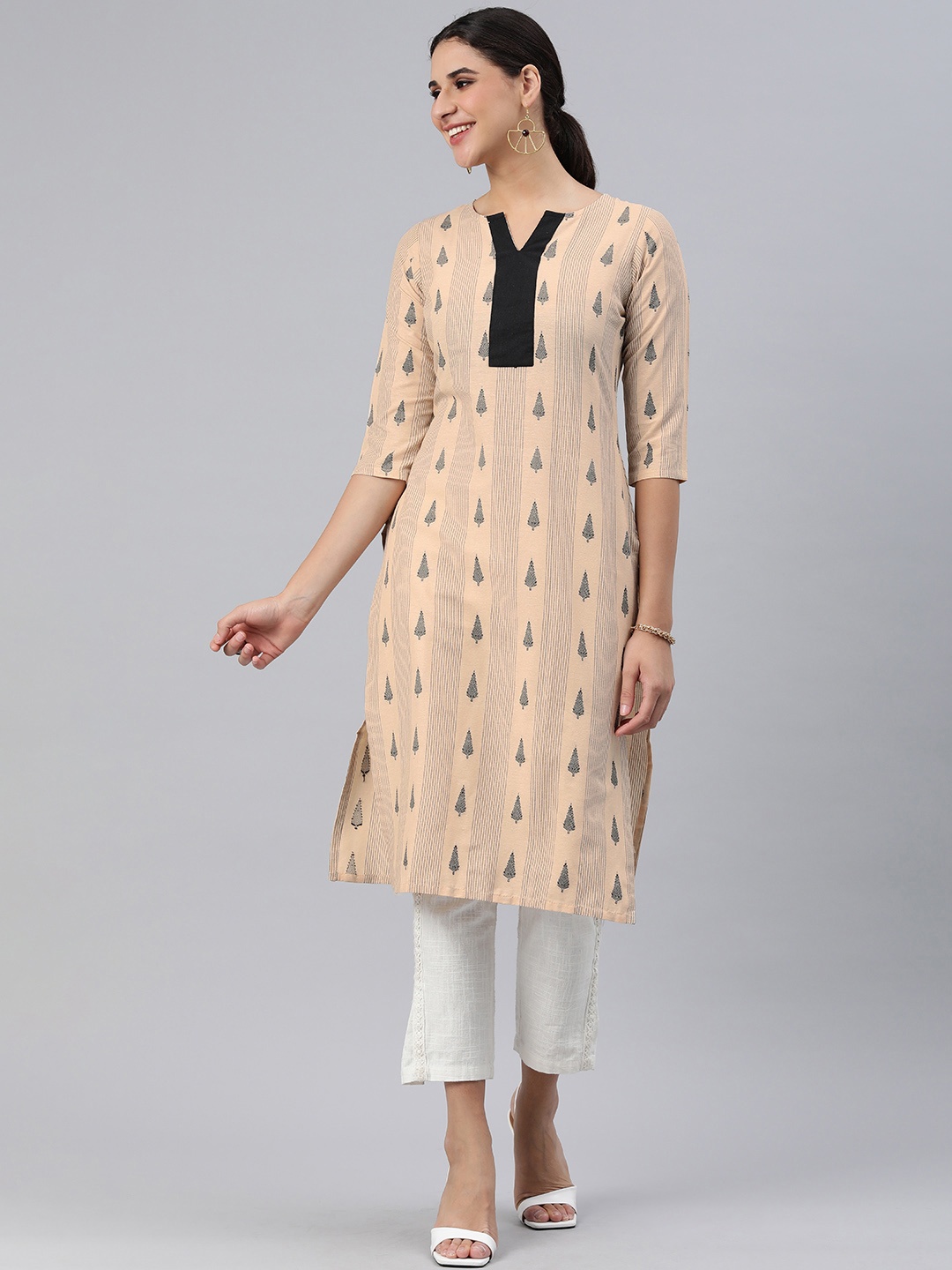 

KALINI Geometric Woven Design Kurta, Beige