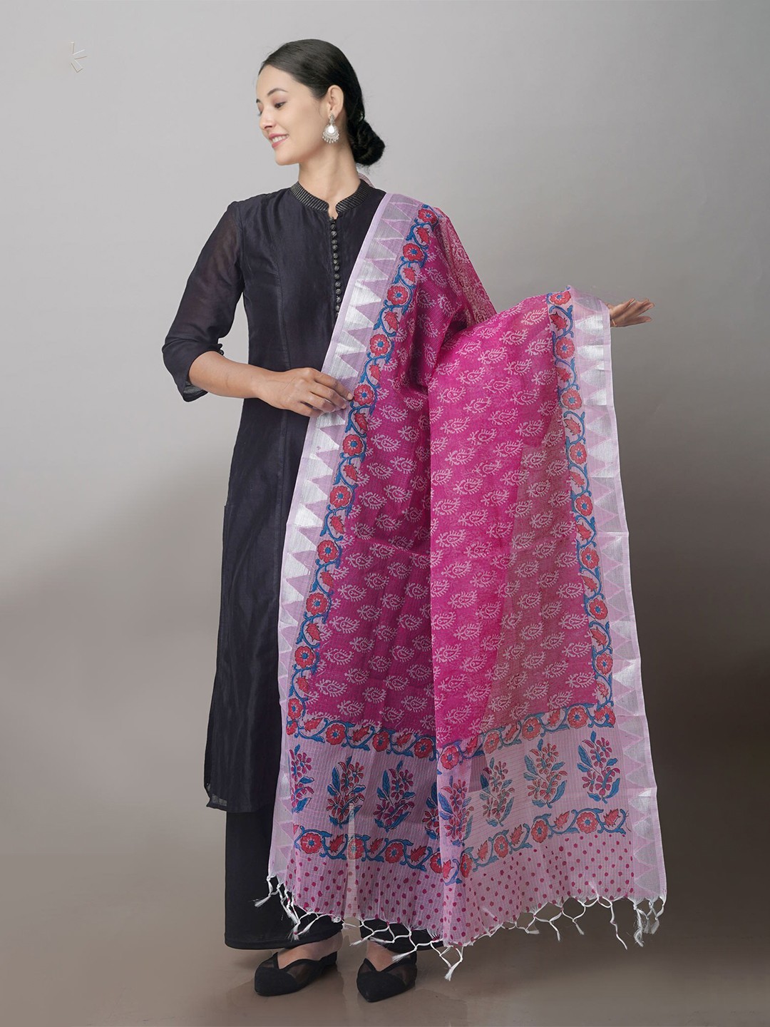 

Unnati Silks Ethnic Motifs Printed Pure Cotton Dupatta, Pink