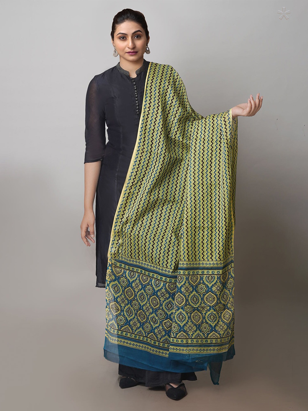 

Unnati Silks Ethnic Motifs Printed Pure Cotton Dupatta, Green