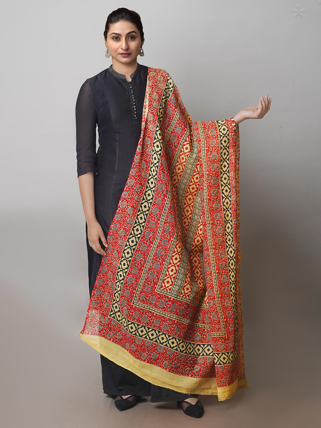 

Unnati Silks Ethnic Motifs Printed Pure Cotton Dupatta, Red