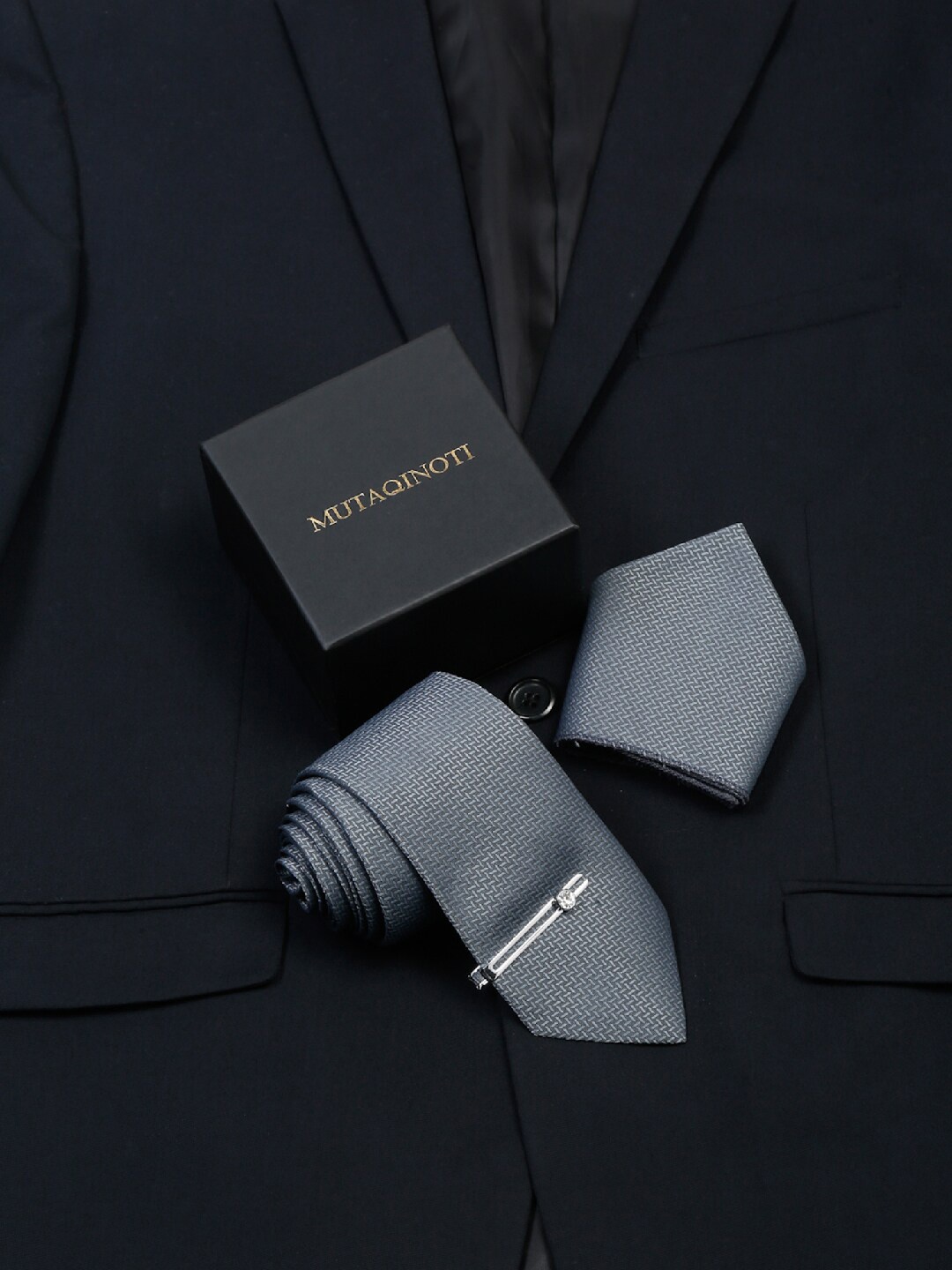 

MUTAQINOTI Men Silk Necktie Accessory Gift Set, Grey