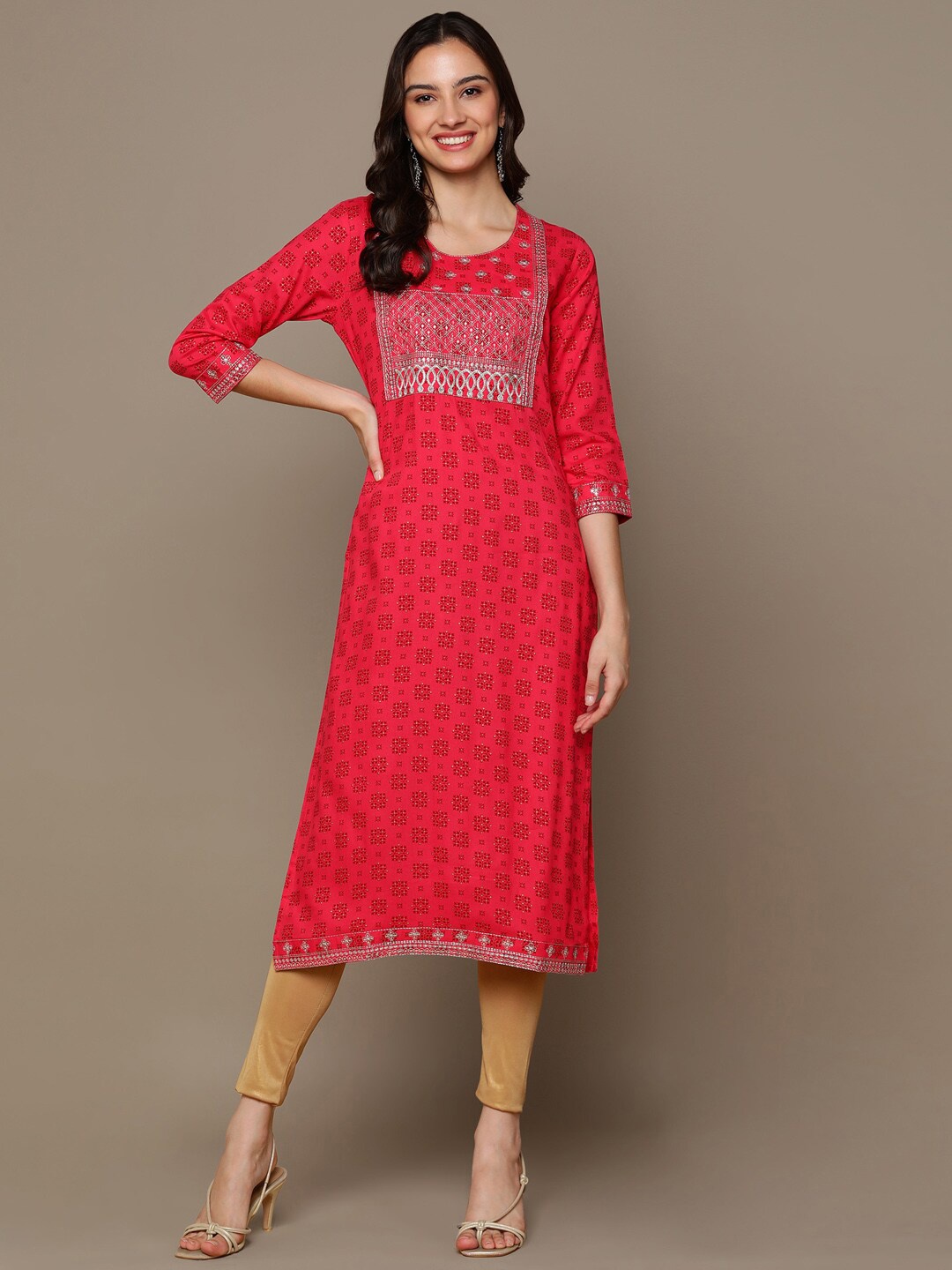 

HERE&NOW Ethnic Motifs Printed Sequined Embroidered Straight Kurta, Red