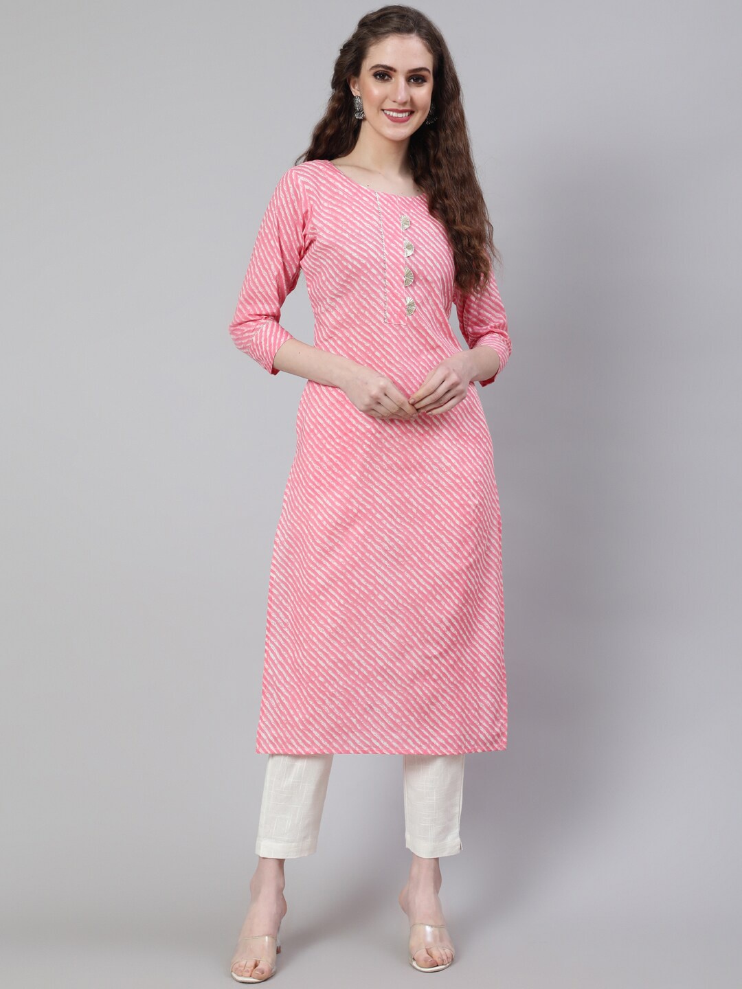 

THE NKS PLUS Leheriya Printed Gotta Patti Cotton Kurta, Pink