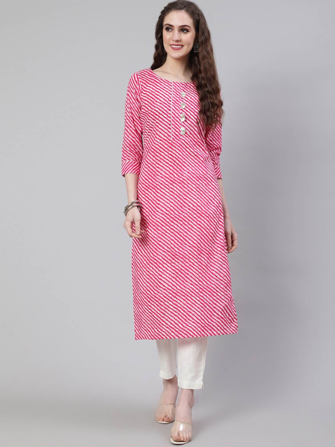 

THE NKS PLUS Leheriya Printed Gotta Patti Cotton Kurta, Pink