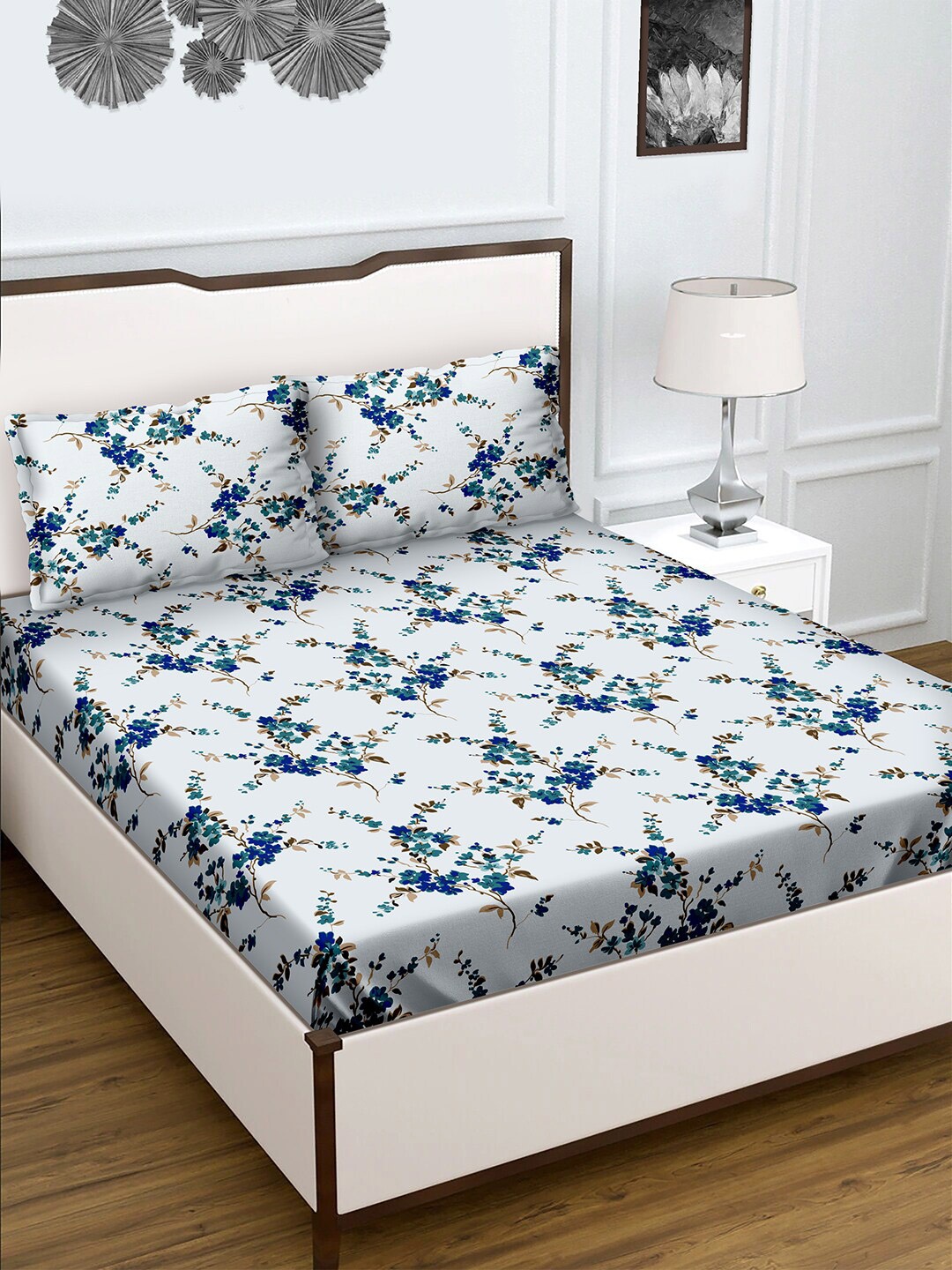 

HERE&NOW Blue & White Floral 180 TC King Bedsheet & 2 Pillow Covers