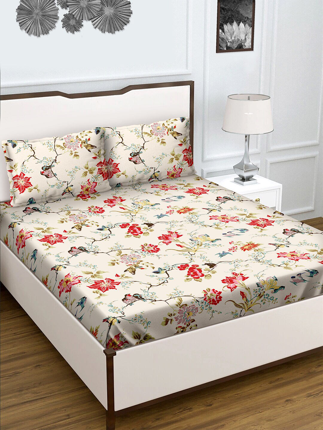 

HERE&NOW Beige & Red Floral Printed 180 TC King Bedsheet With 2 Pillow Covers