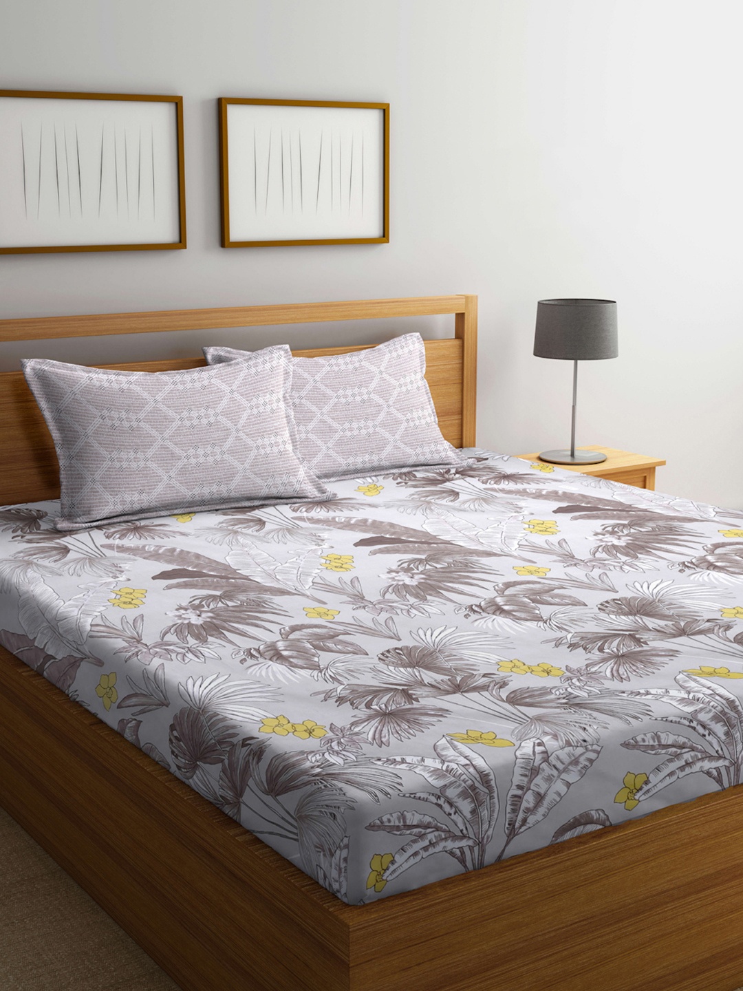 

Arrabi Brown & Brown Floral 300 TC King Size Fitted Bedsheet with 2 Pillow Covers