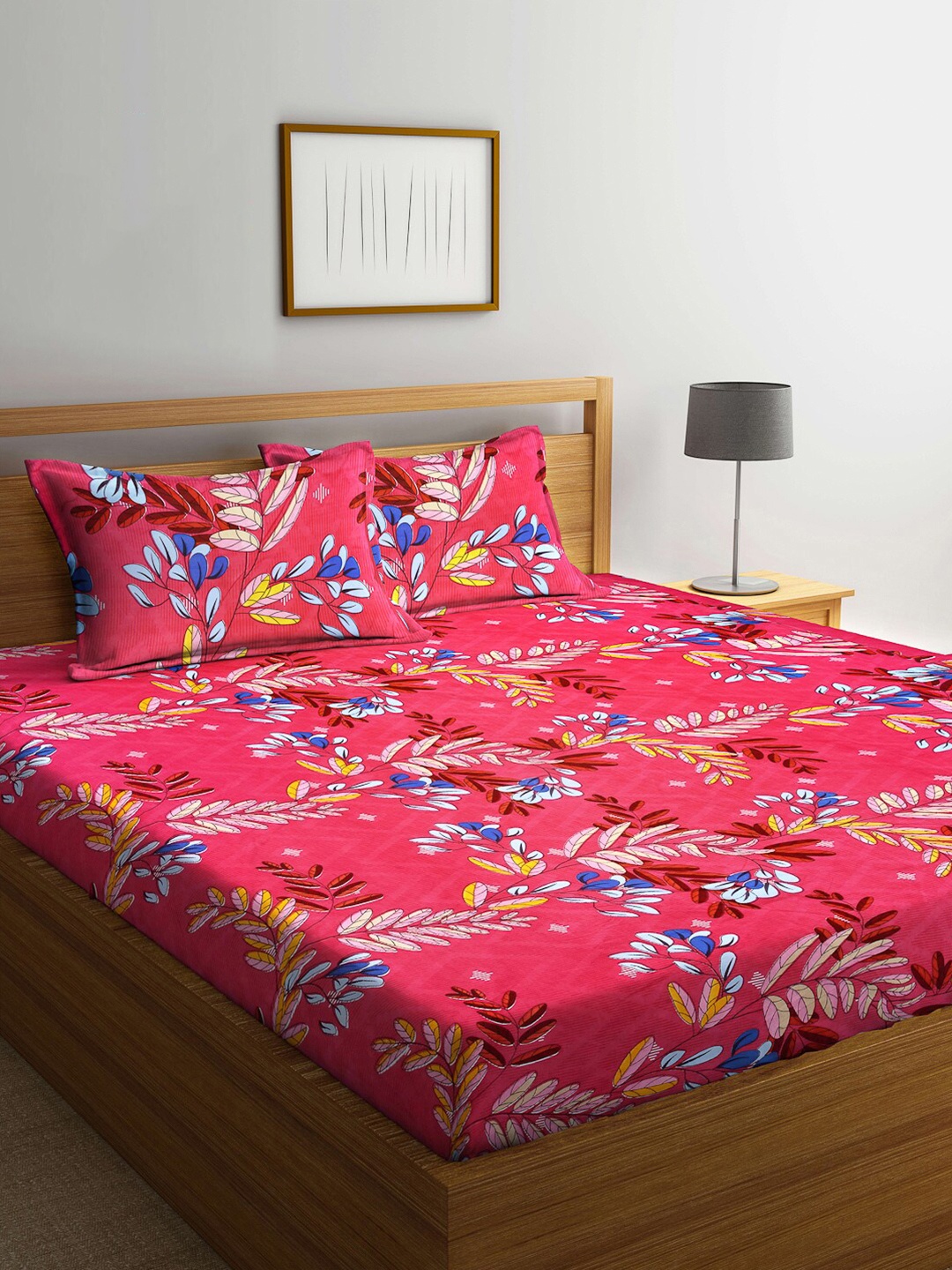 

Arrabi Pink & Pink Floral 300 TC King Size Fitted Bedsheet with 2 Pillow Covers