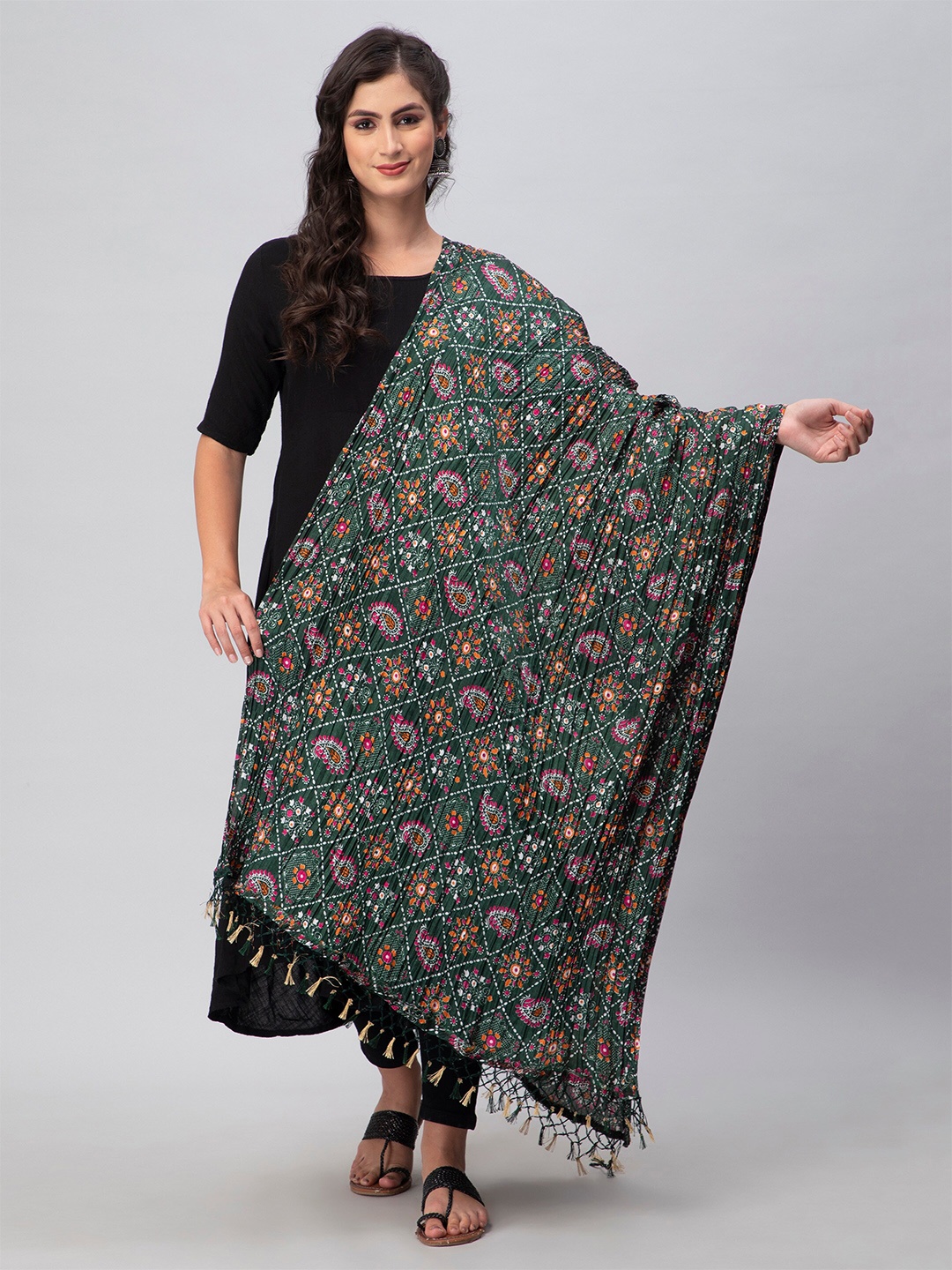 

Aditi Wasan Printed Silk Blend Dupatta, Green