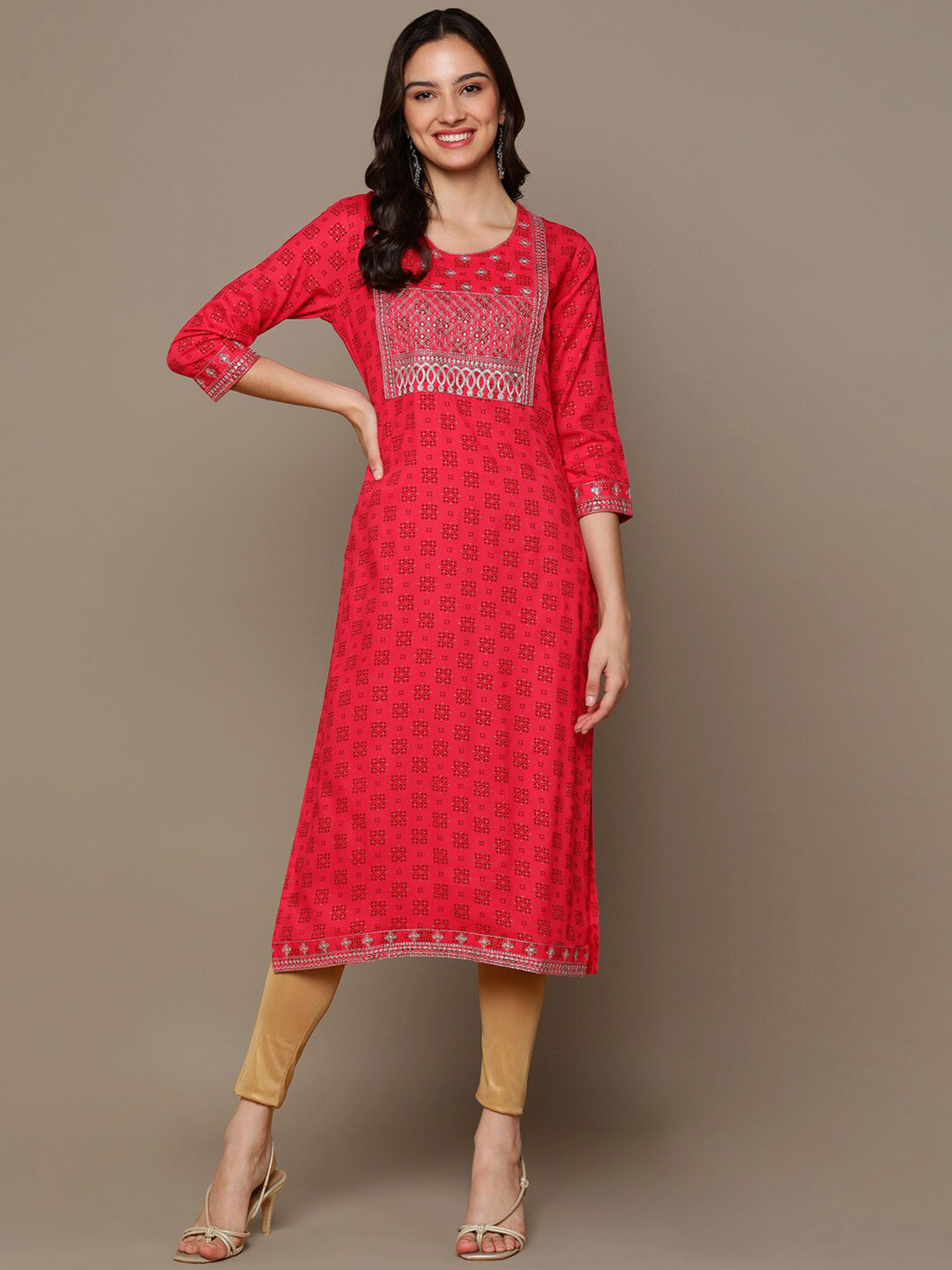 

MALHAAR Ethnic Motifs Embroidered Printed Straight Kurta, Red