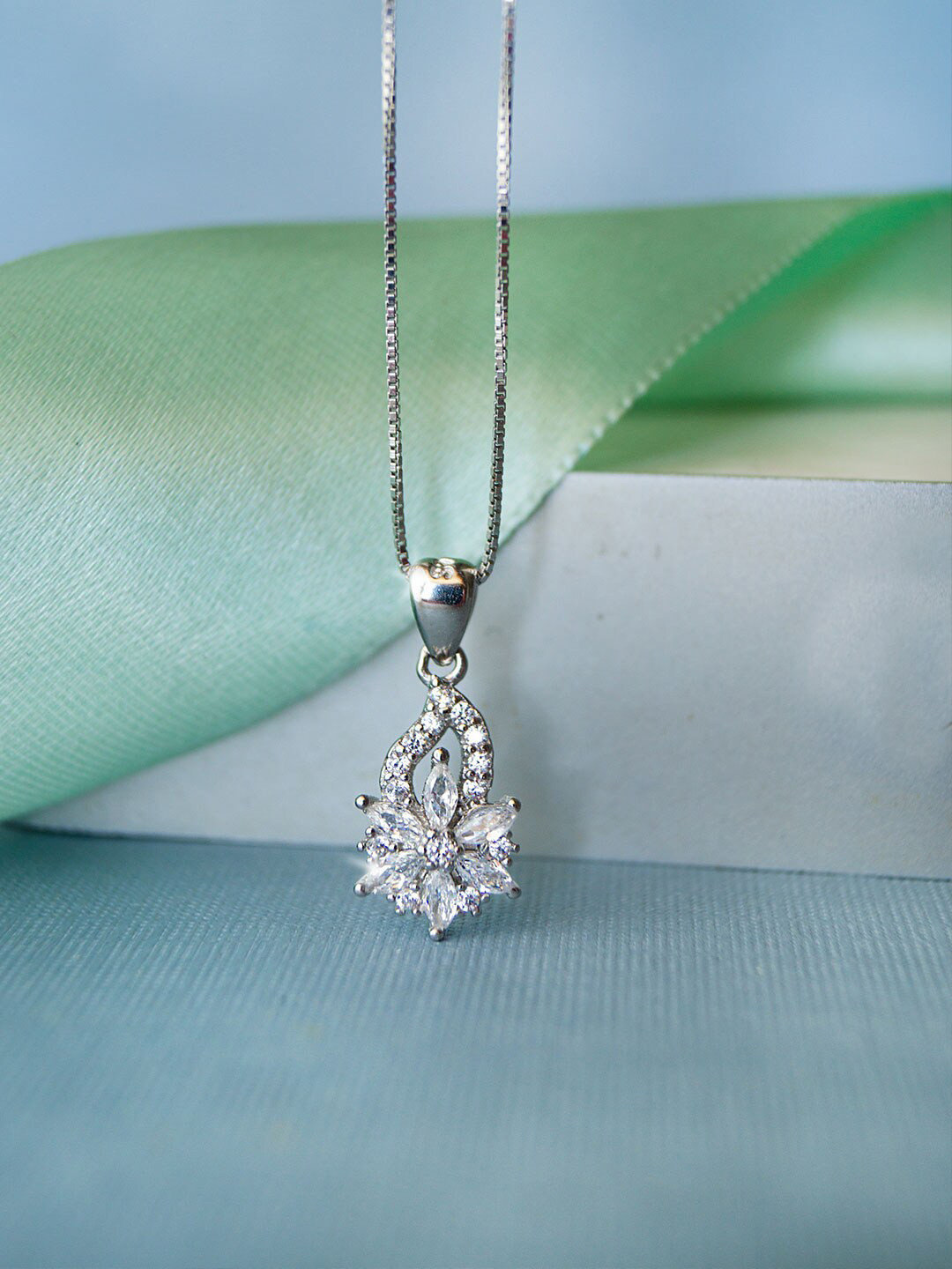 

MANNASH Sterling Silver Rhodium-Plated Pendant With Chain