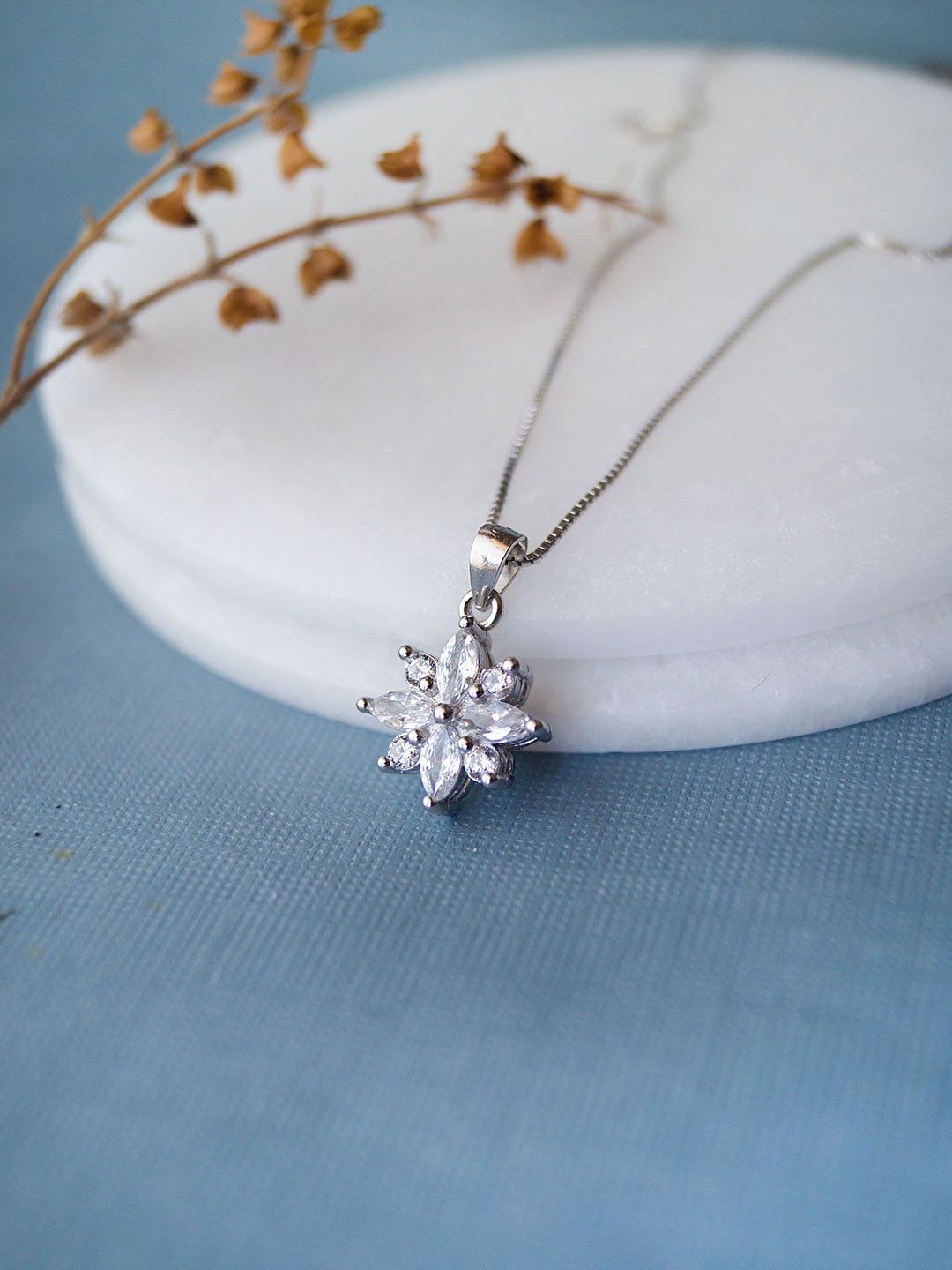 

MANNASH Sterling Silver Rhodium-Plated Necklace