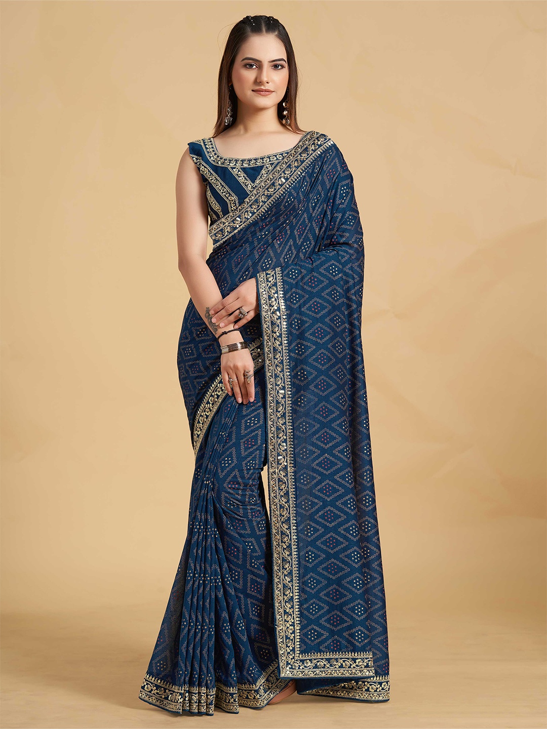 

ZIKARAA Geometric Printed Sequinned Poly Georgette Saree, Teal