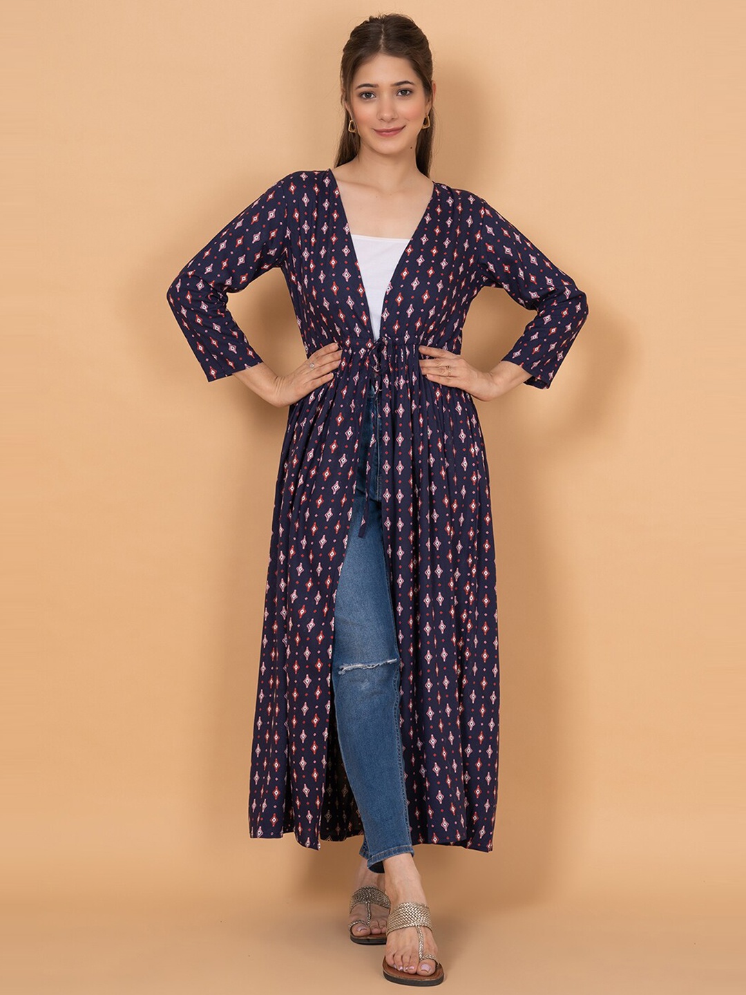 

DAEVISH Ethnic Motifs Printed Longline Tie-Up Shrug, Blue