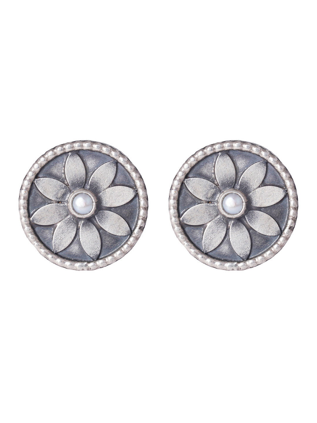 

Shyle 925 Sterling Silver Floral Studs Earrings