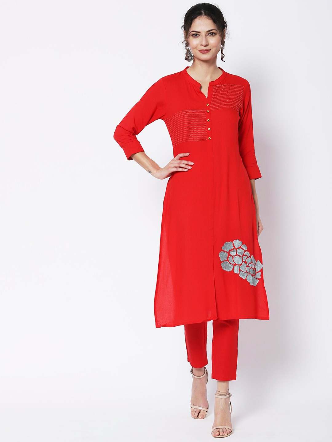 

Vedic Floral Embroidered Mandarin Collar A-Line Kurta, Red