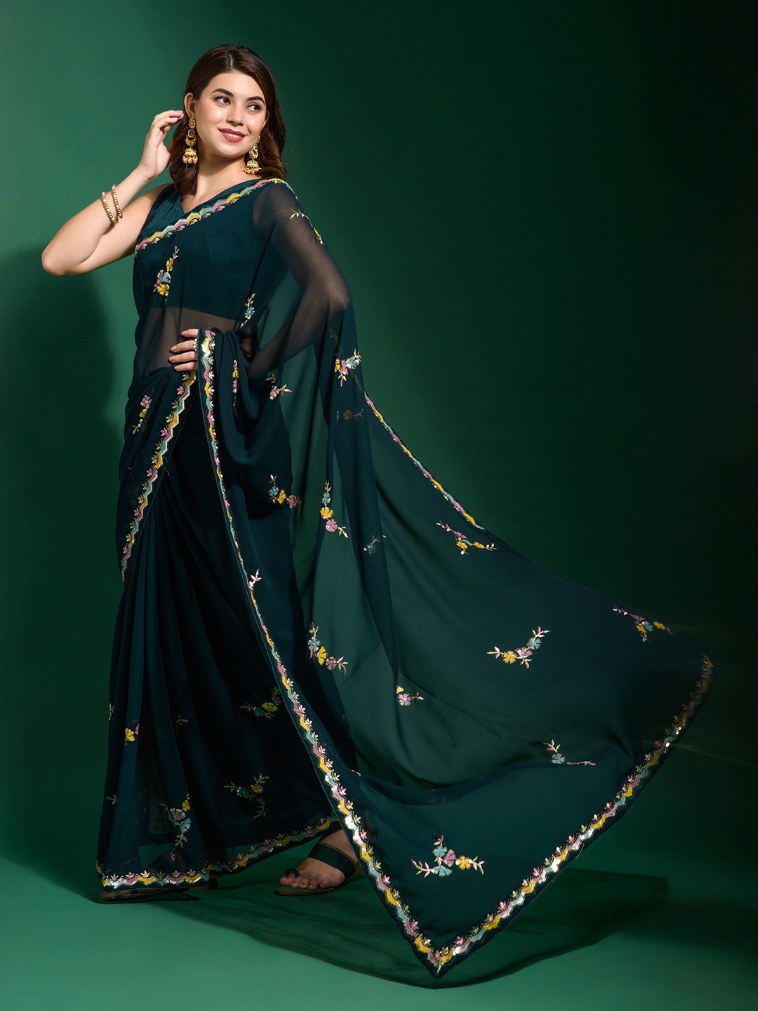 

Globon Impex Floral Sequinned Embroidered Pure Georgette Saree, Teal