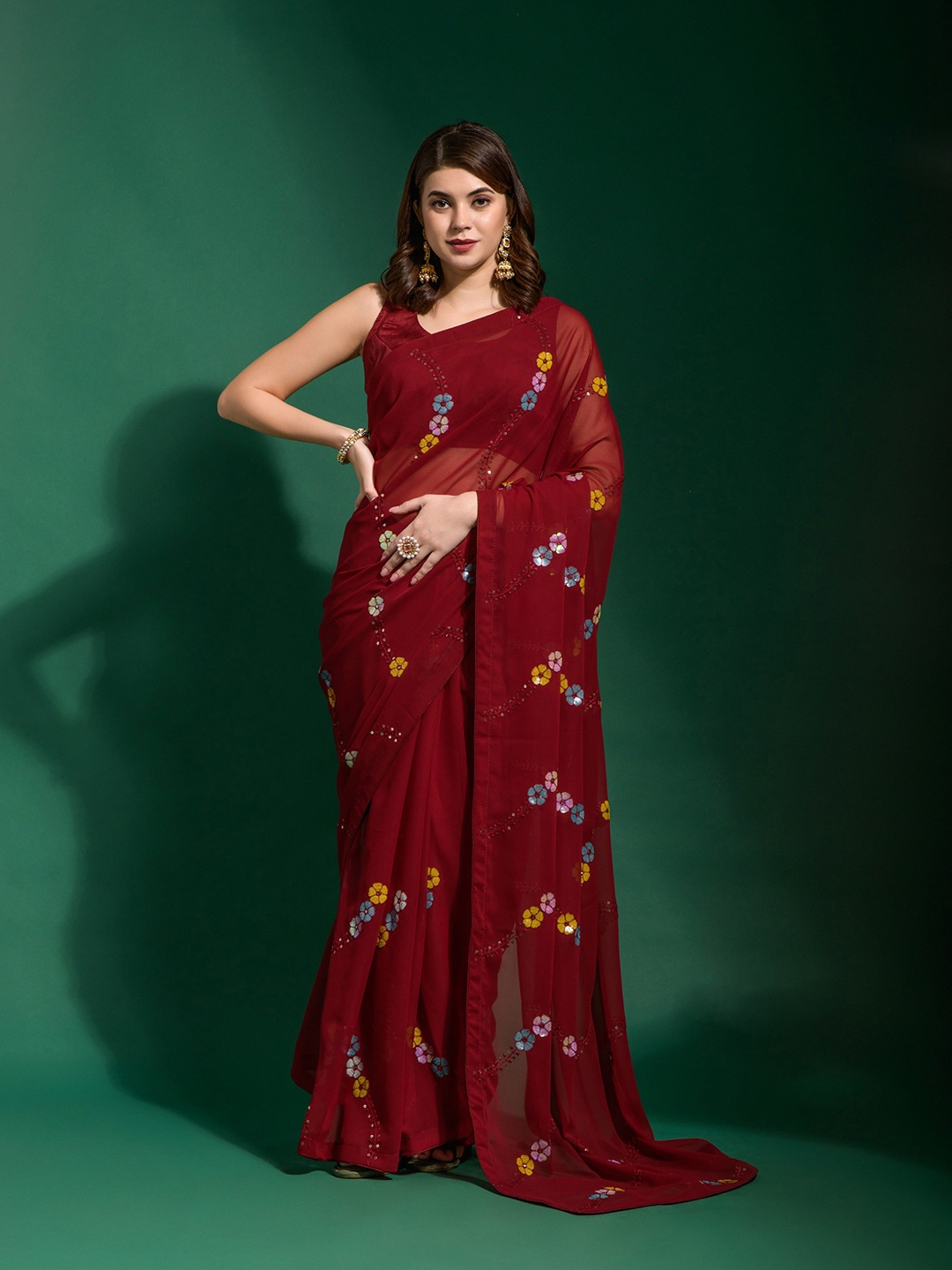 

Globon Impex Floral Sequinned Pure Georgette Saree, Maroon