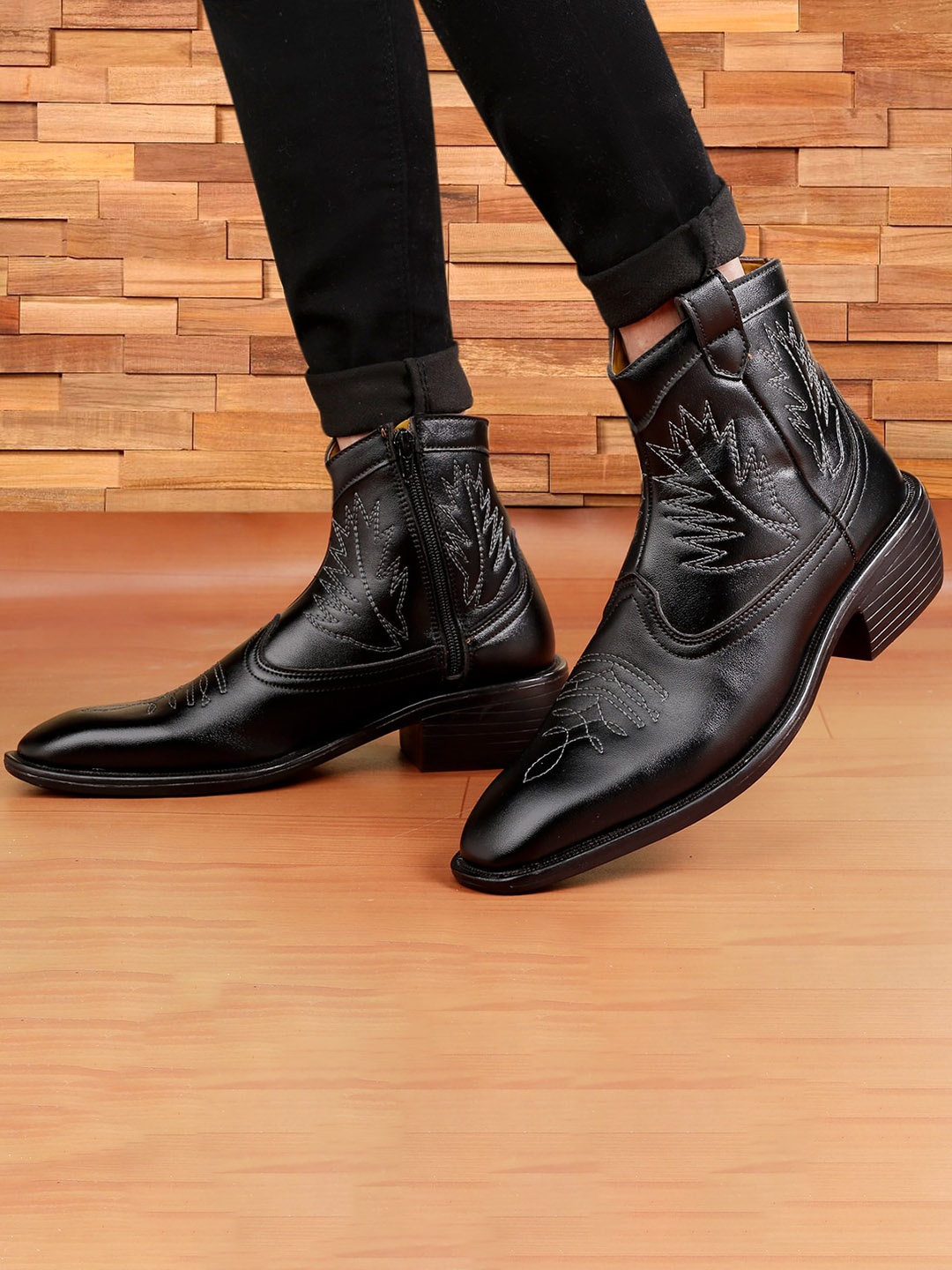 

Bxxy Men Mid-Top Block Heels Regular Boots, Black