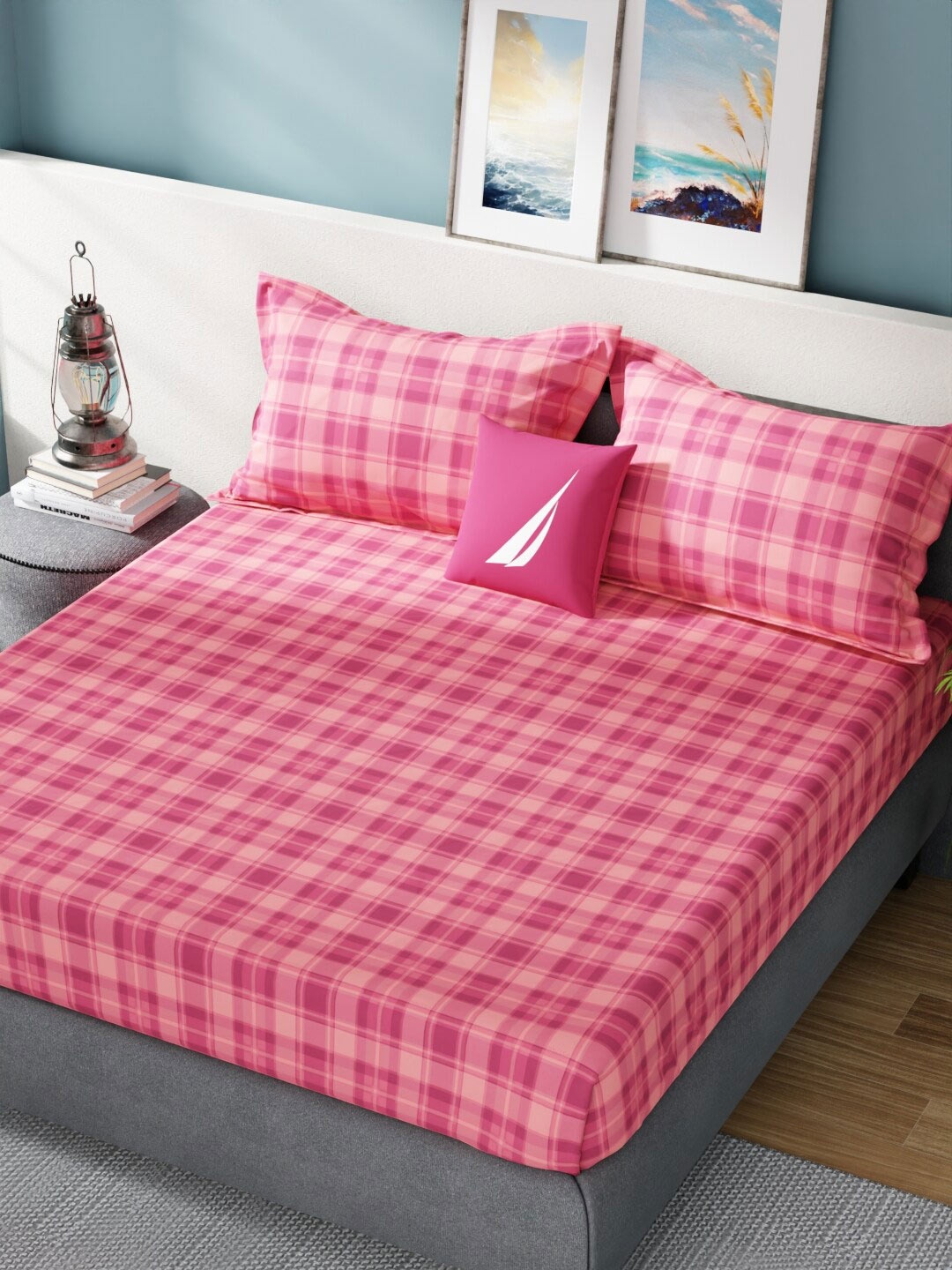 

Nautica Bradford Pink Geometric 160 TC Pure Cotton King Bedsheet & 2 Pillow Covers