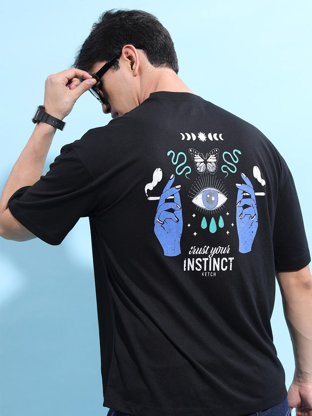 

KETCH Graphic Printed Drop Shoulder Sleeves Oversized Fit T-shirt, Black