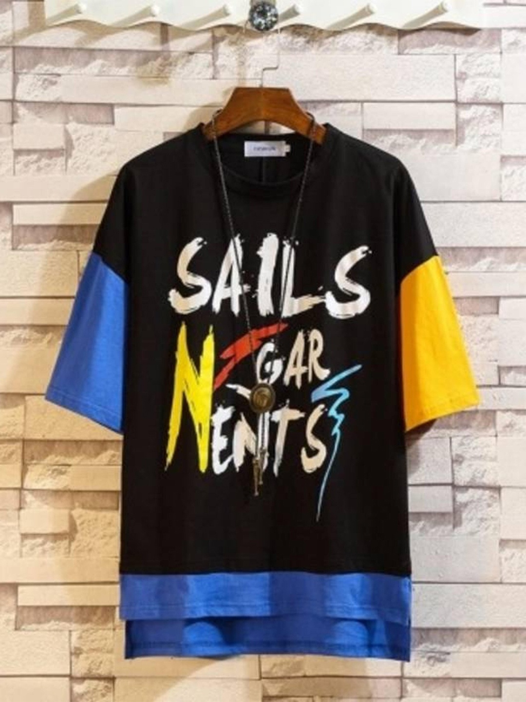 

Try This Colourblocked Typography Round Neck Cotton Longline T-shirt, Black
