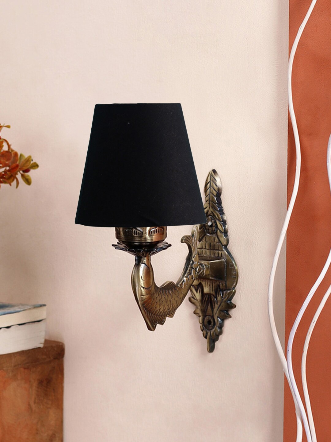 

Devansh Gold-Toned & Black Antique Wall Lamp With Cotton Conical Shade