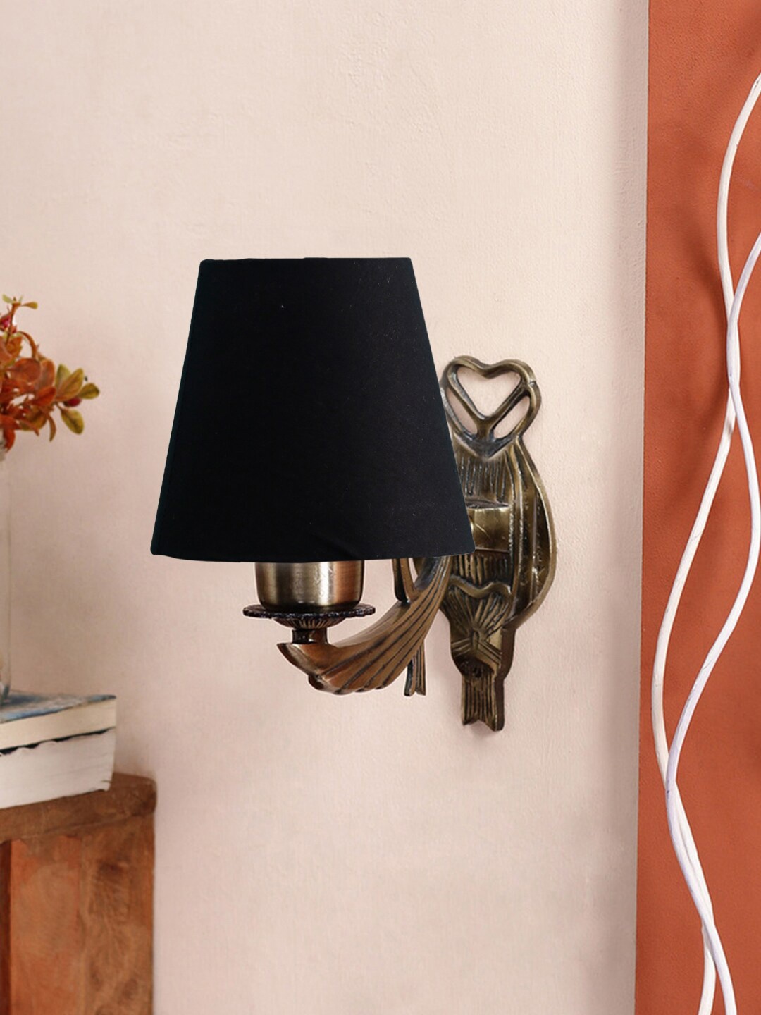

Devansh Black & Gold-Toned Antique Wall Lamp With Cotton Conical Shade