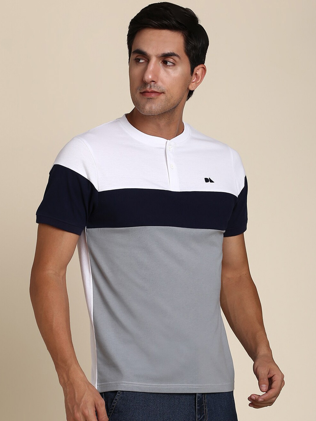 

Dennis Lingo Colourblocked Henley Neck Casual T-shirt, White