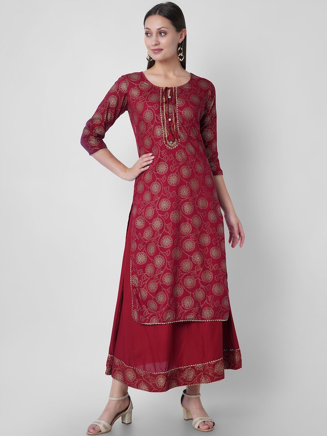 

VASANT APPAREL Ethnic Motifs Printed Regular Kurta With Skirt, Maroon