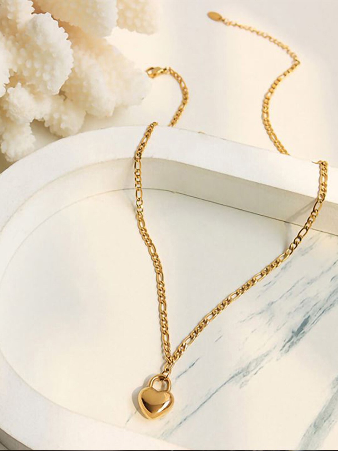 

PALMONAS Gold-Plated Romantic Heart Necklace