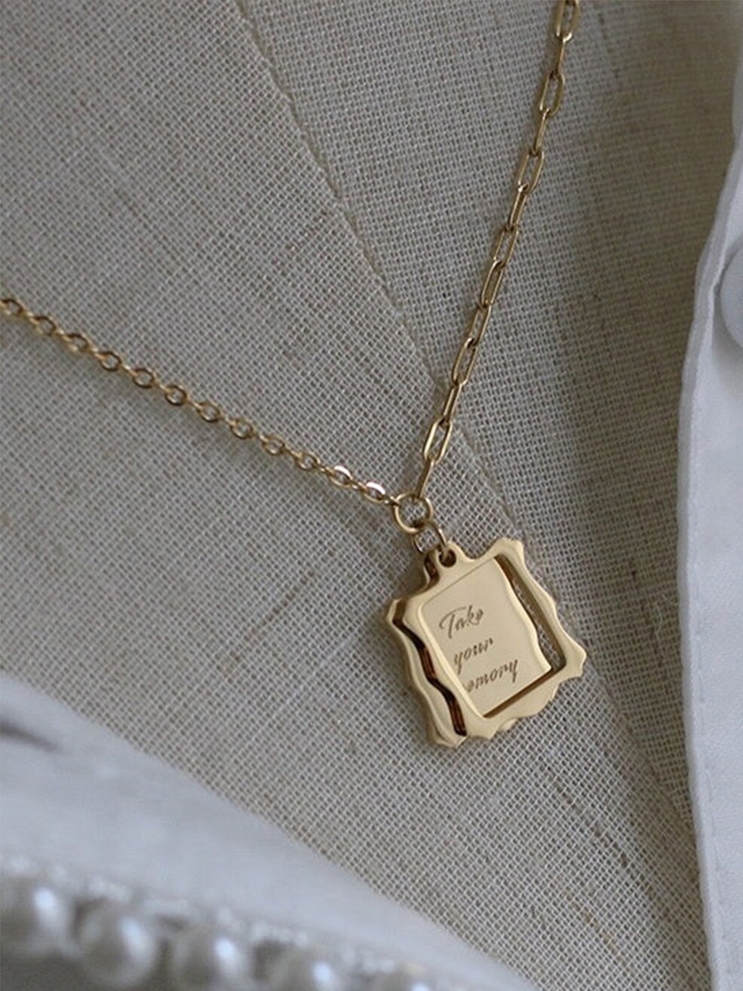 

PALMONAS Gold-Plated Frame Letter Necklace