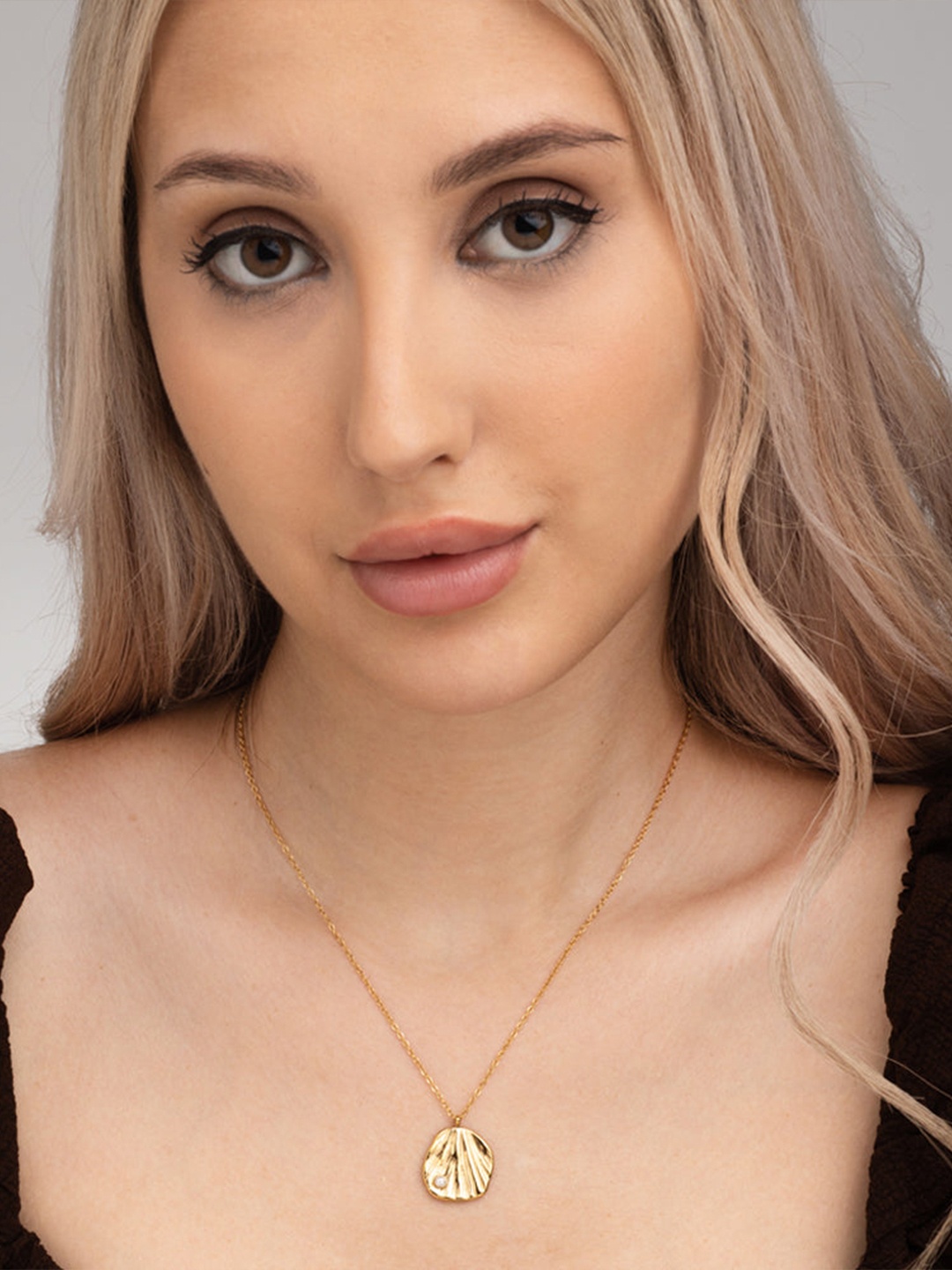 

PALMONAS 18 KT Gold-Plated Oyster With Tiny Beaded Necklace