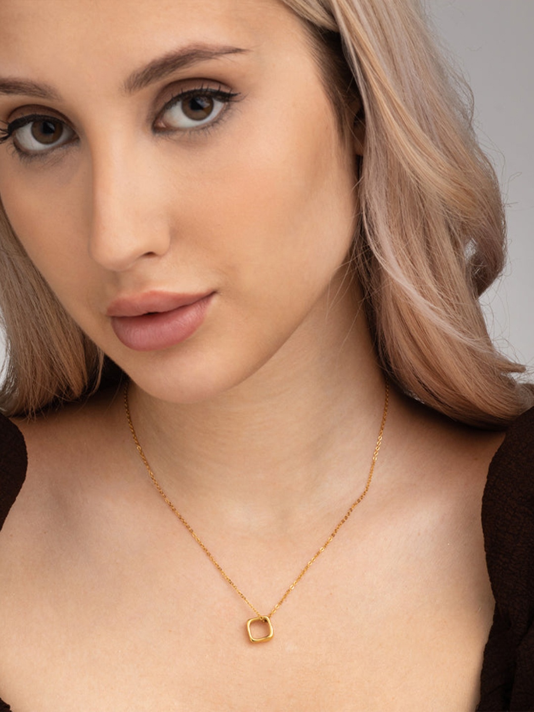 

PALMONAS Gold-Plated Square Stax Pendant Chain