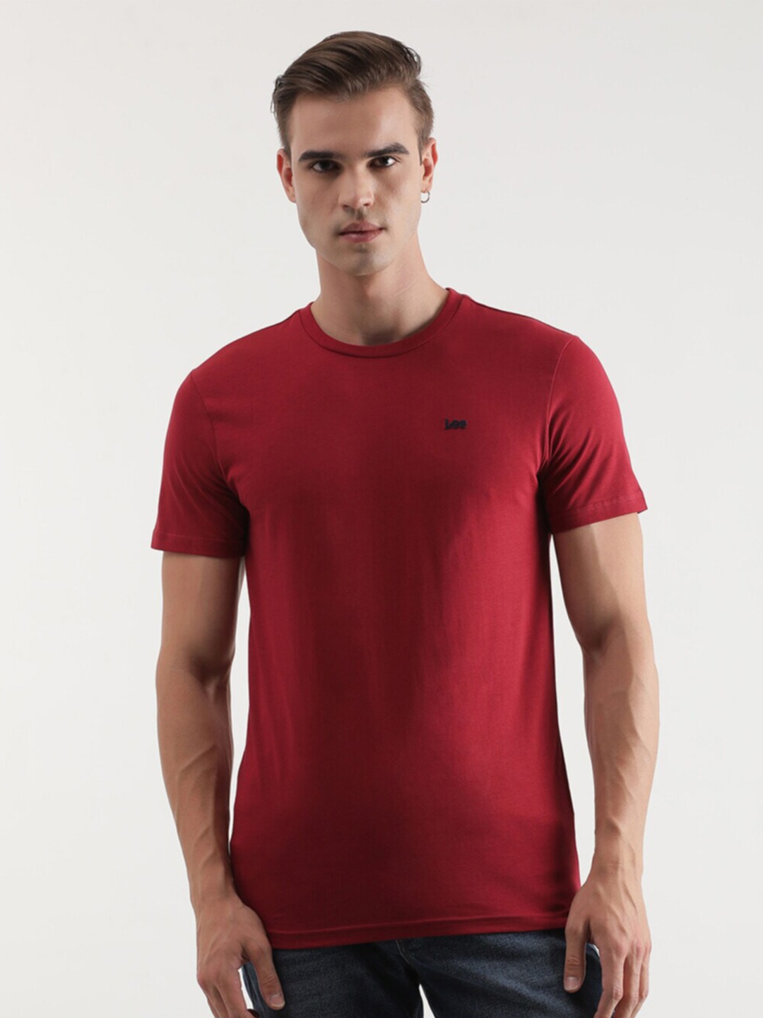 

Lee Round Neck Slim Fit Cotton T-shirt, Red