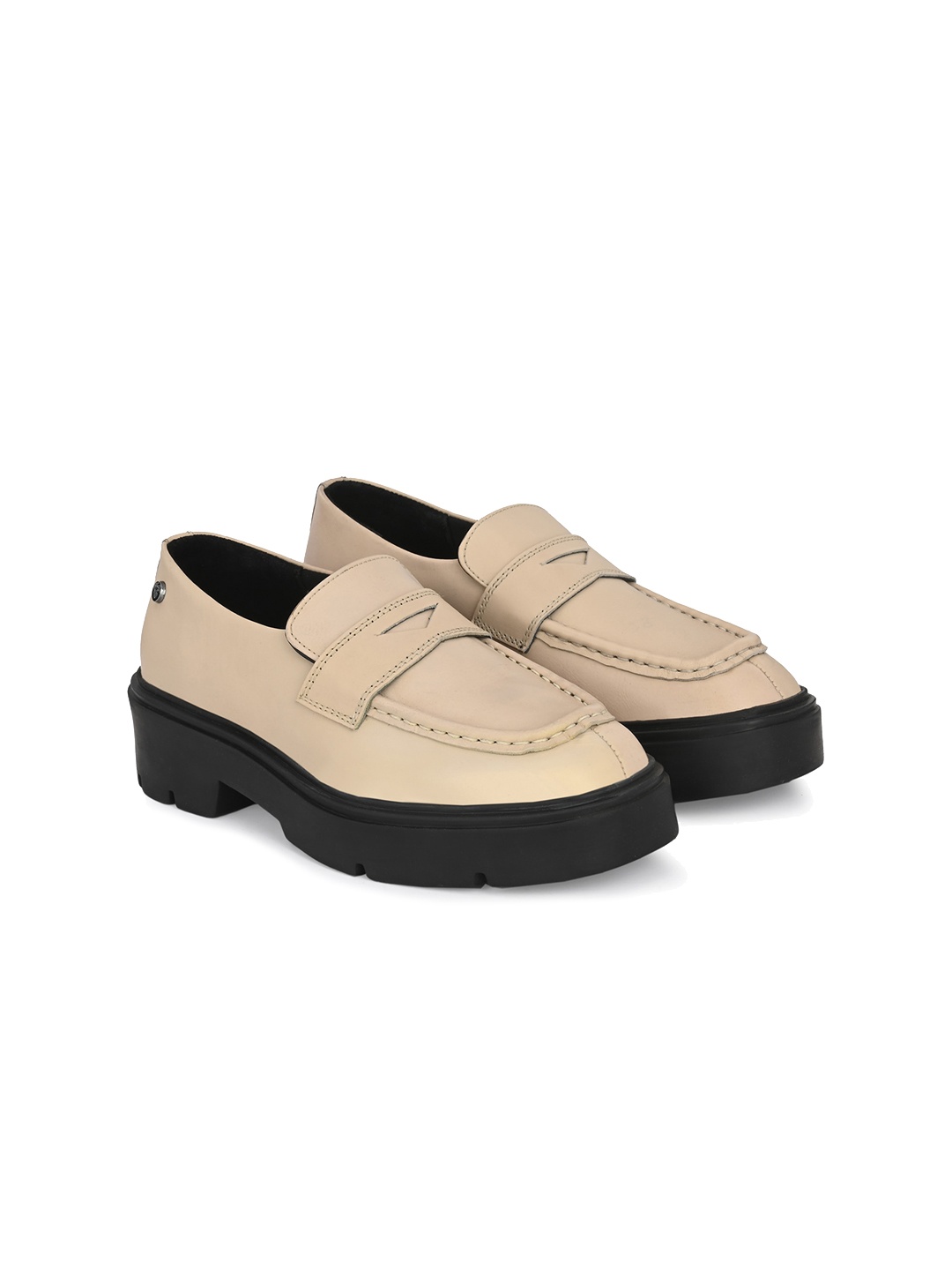 

Delize Women Heeled Leather Loafers, Beige